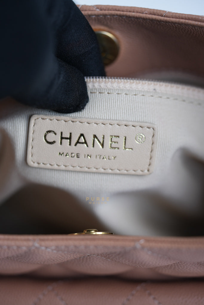 Wavy Small Hobo Caramel Caviar Leather in Aged Gold Hardware (Microchip) | Purse Maison Luxury Bags Shop