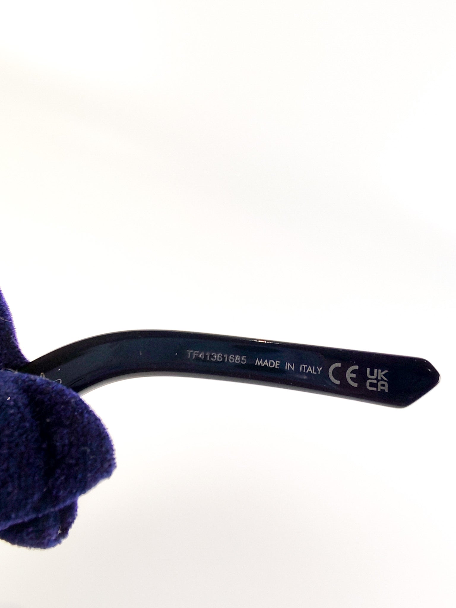 Wildior S2U Black Framed Sunglasses | Purse Maison Luxury Bags Shop