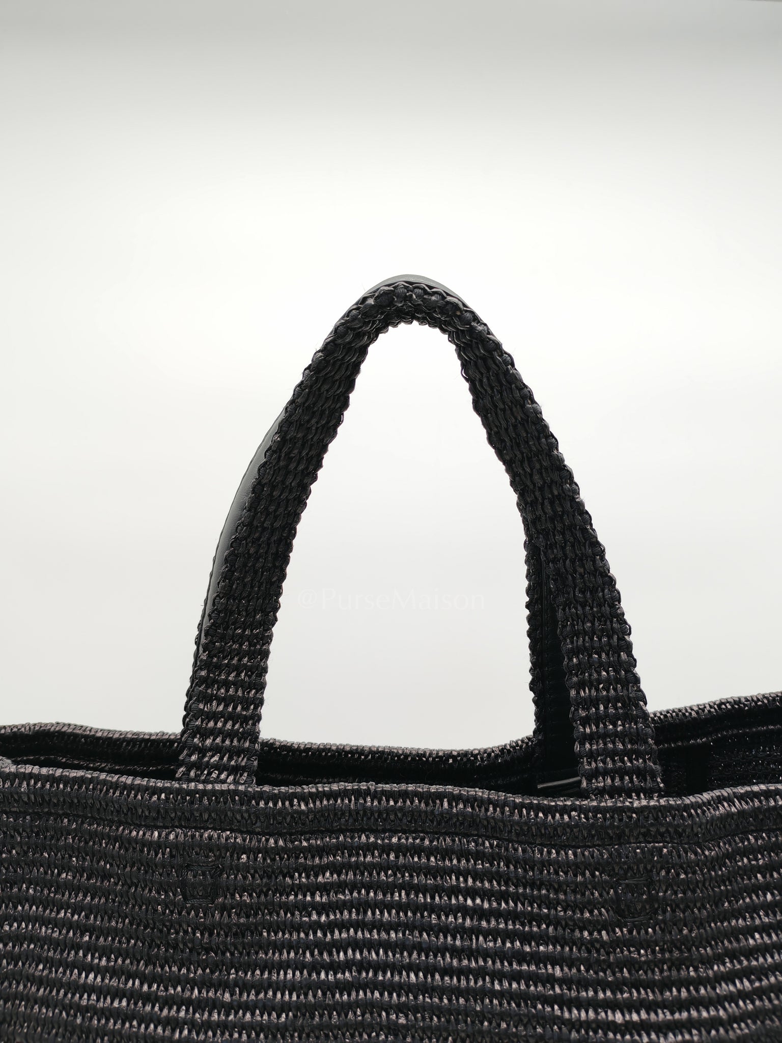 Woven Soft Raffia Medium Black Beach Tote Bag | Purse Maison Luxury Bags Shop