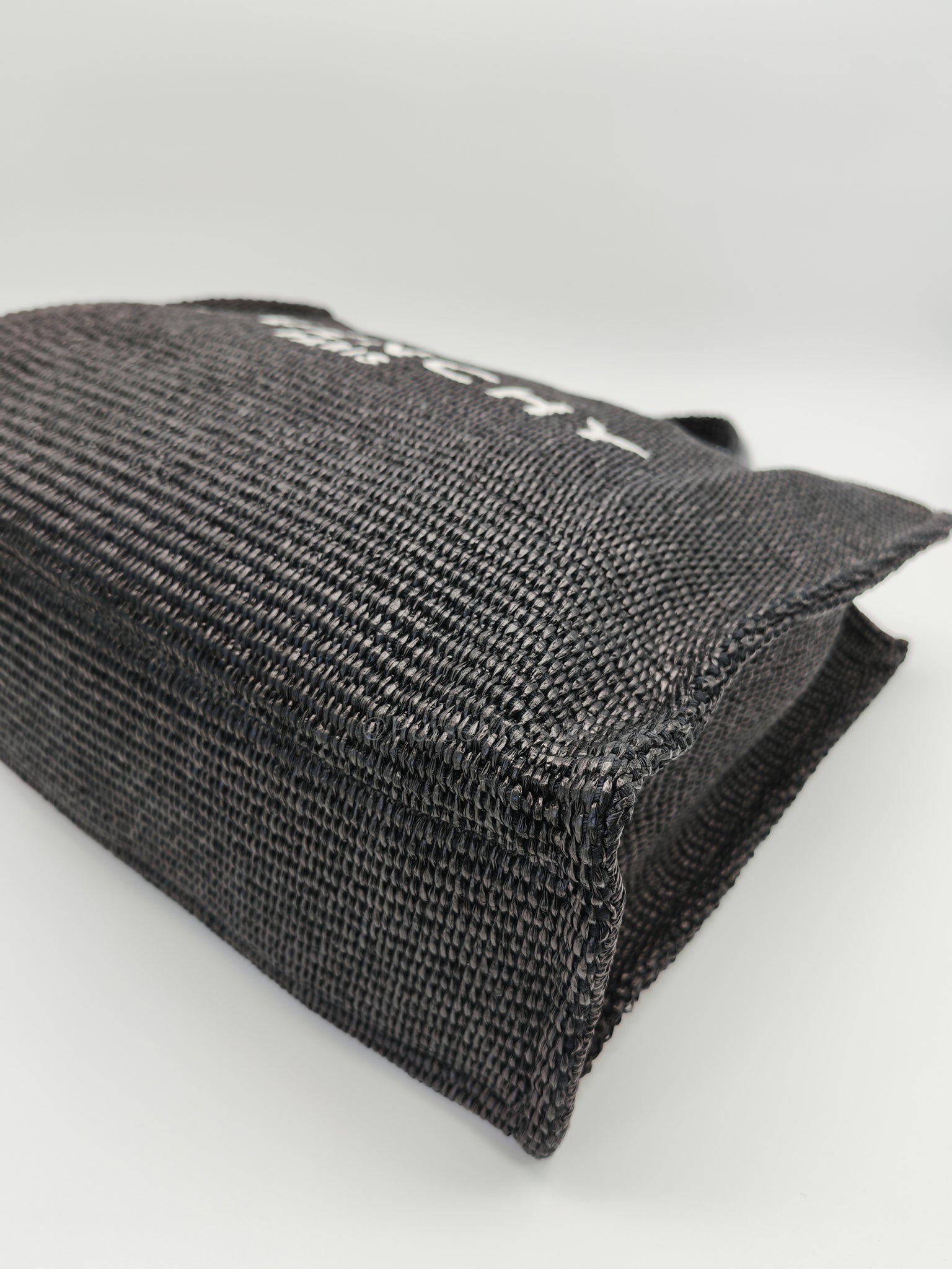 Woven Soft Raffia Medium Black Beach Tote Bag | Purse Maison Luxury Bags Shop