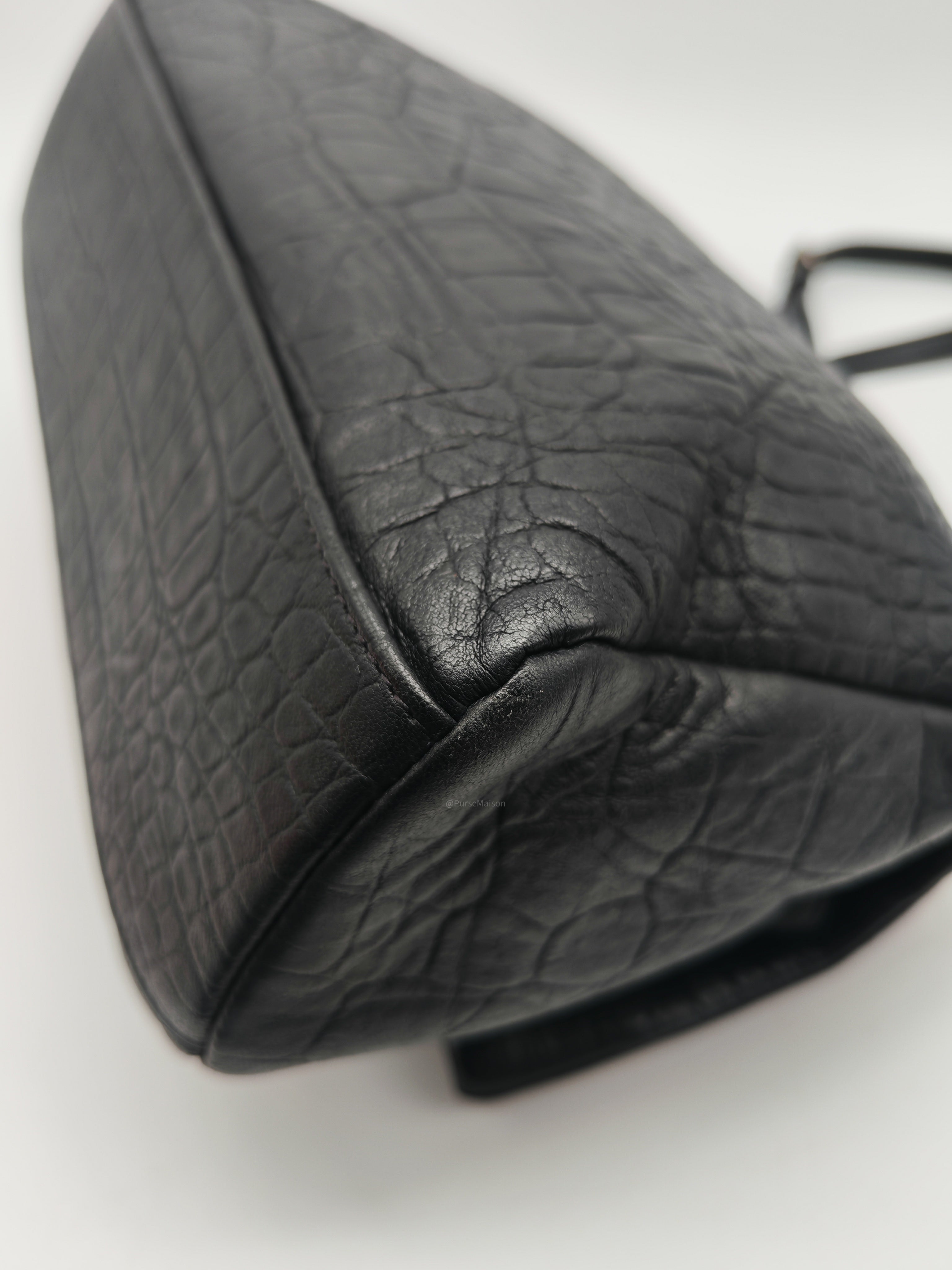 Yves Saint Laurent Medium West Hollywood Monogram Fold-over in Black Crocodile-Embossed Calfskin Leather Crossbody Bag