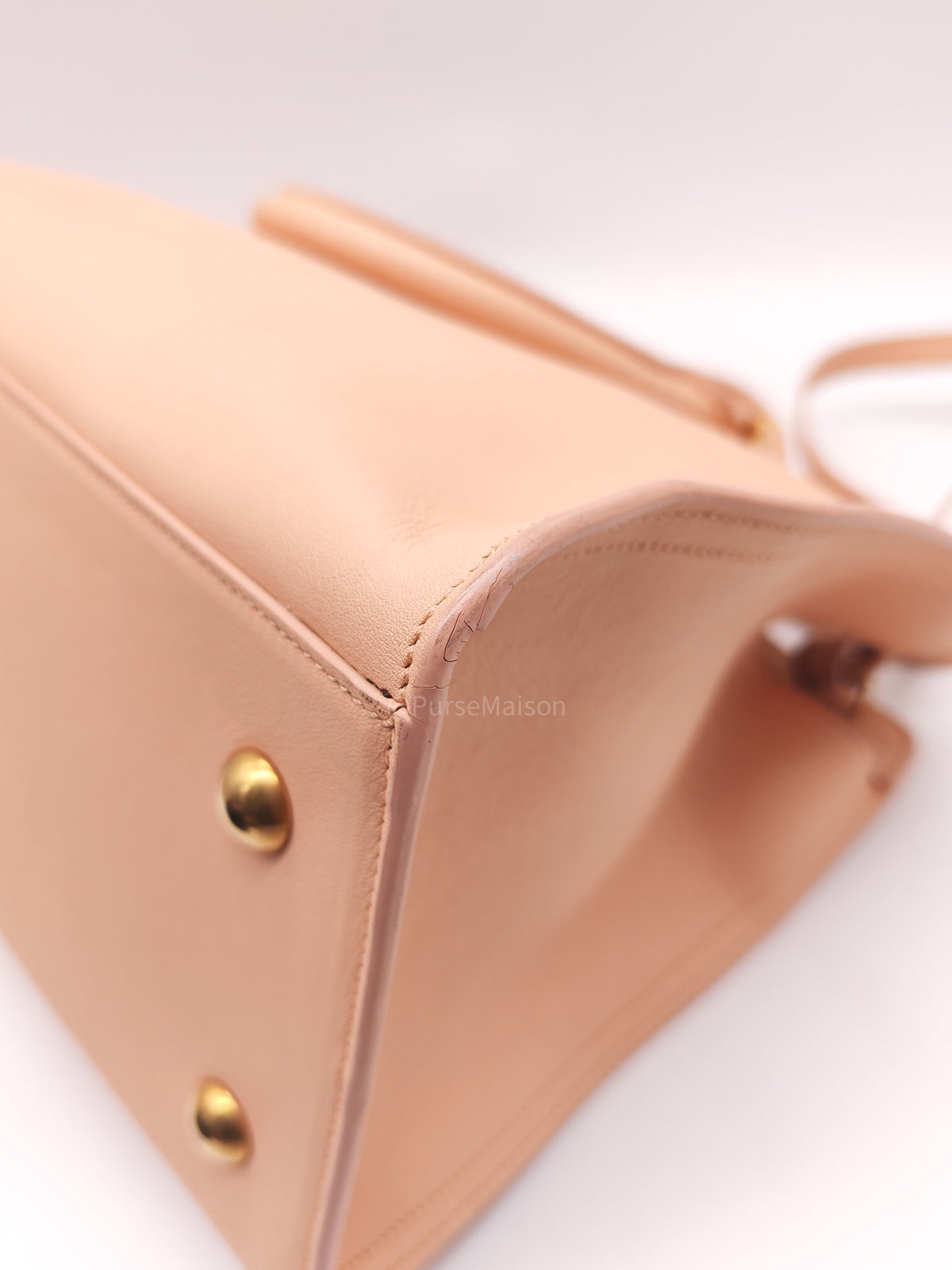 Yves Saint Laurent Cabas Chyc 2way Tote Bag in Peach Calfskin Leather and Gold Hardware | Purse Maison Luxury Bags Shop