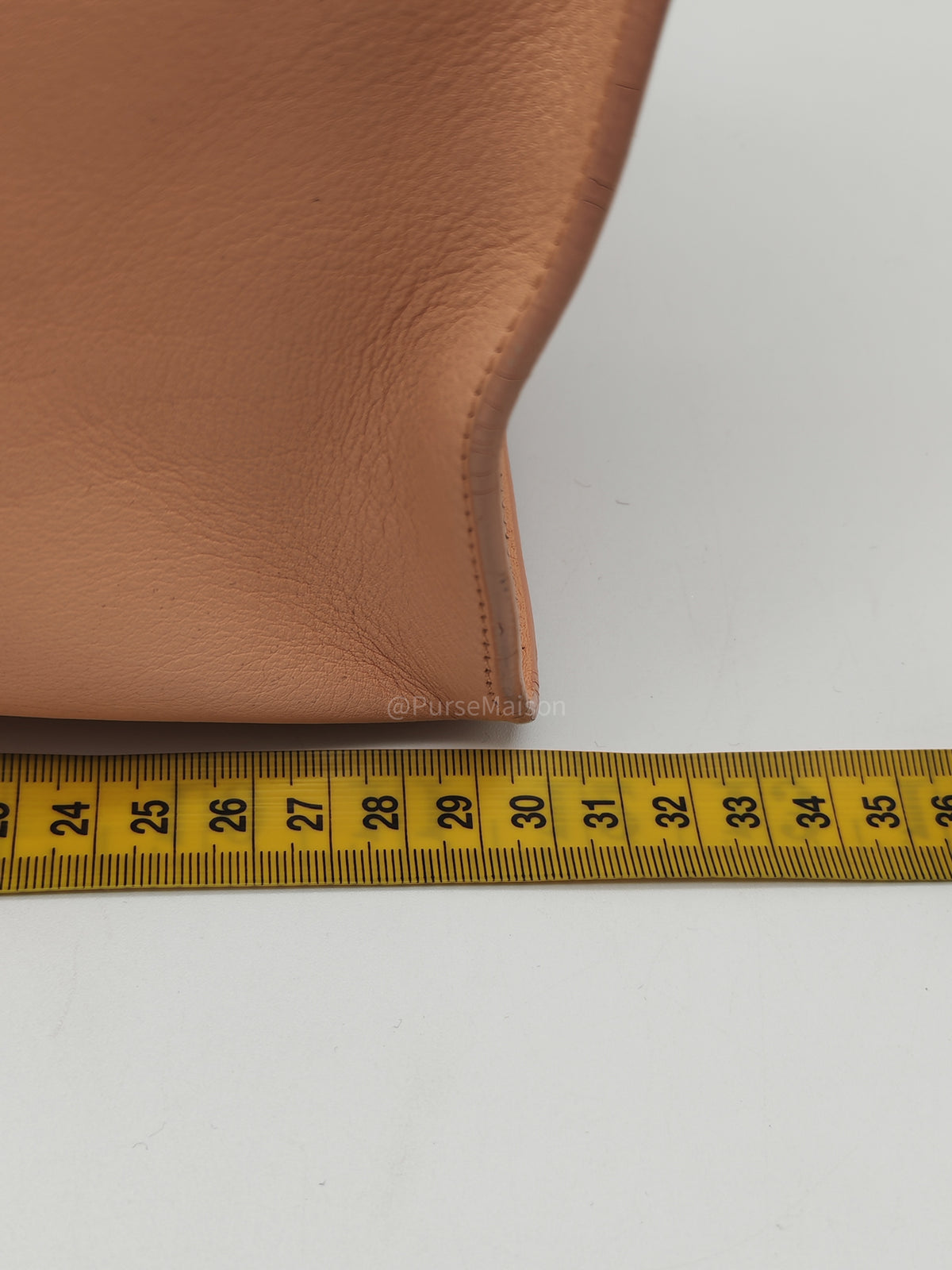 Yves Saint Laurent Cabas Chyc 2way Tote Bag in Peach Calfskin Leather and Gold Hardware | Purse Maison Luxury Bags Shop