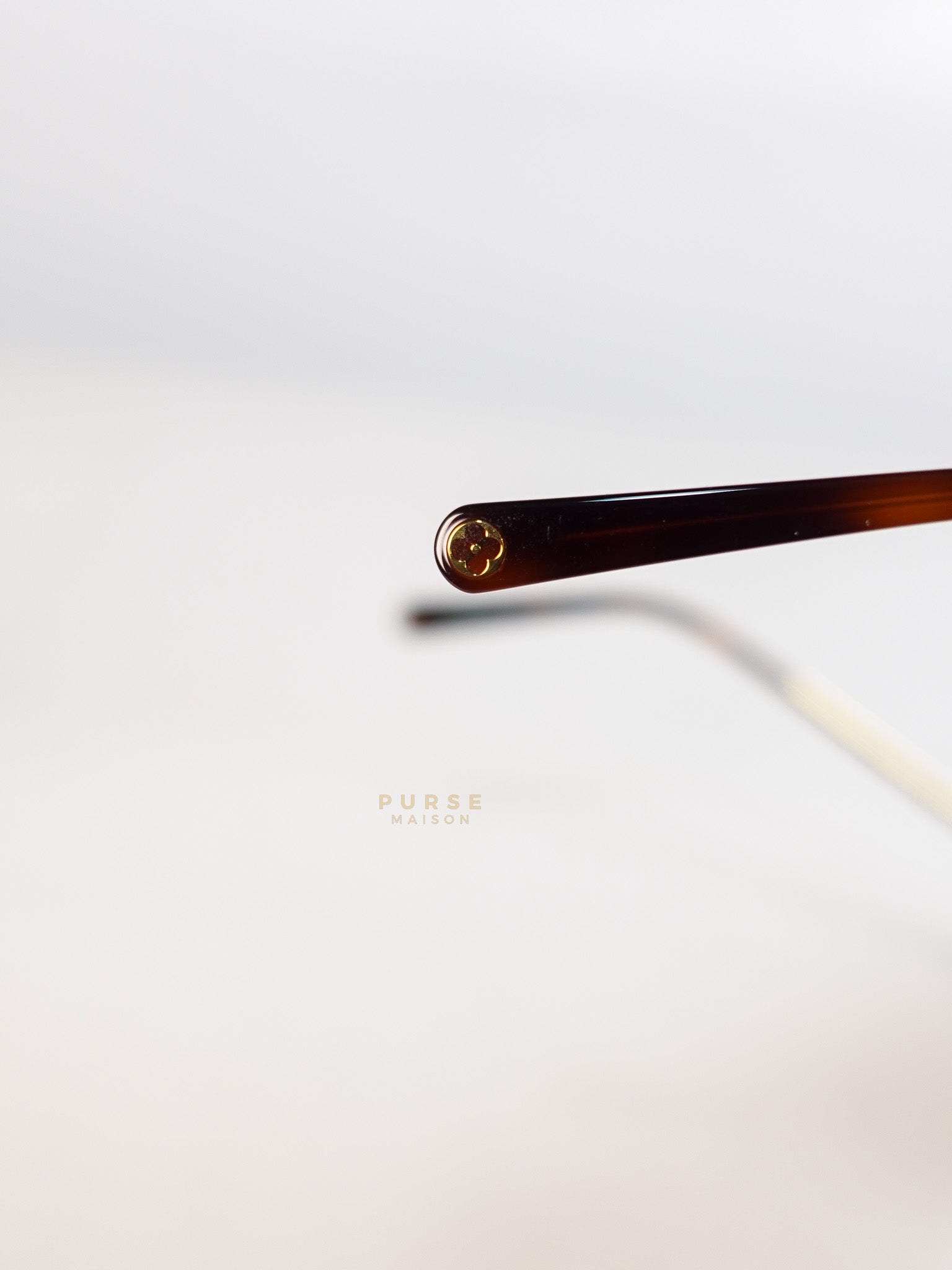 Z1469U Gradient Aviator Gold Frame Sunglasses | Purse Maison Luxury Bags Shop