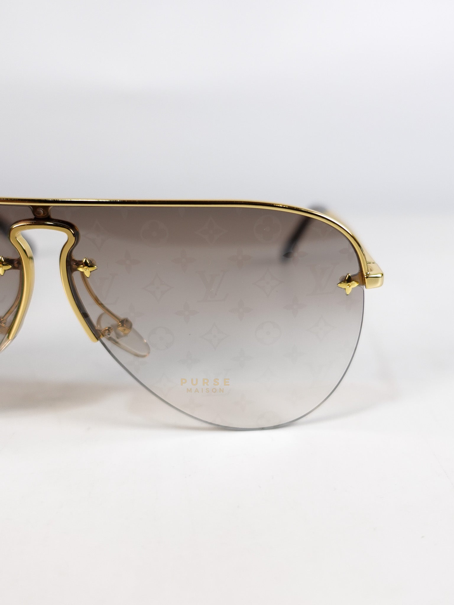 Z1469U Gradient Aviator Gold Frame Sunglasses | Purse Maison Luxury Bags Shop