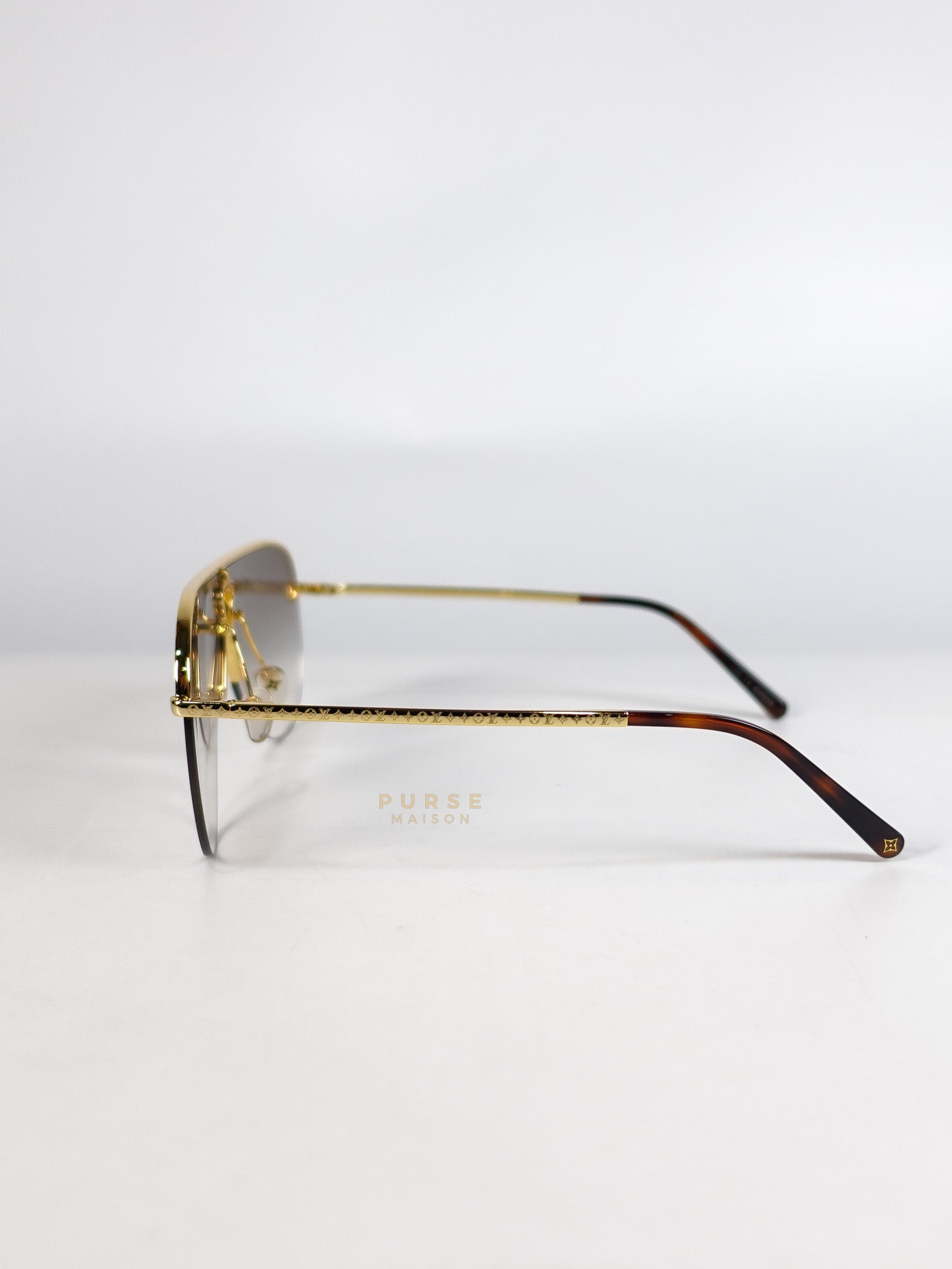 Z1469U Gradient Aviator Gold Frame Sunglasses | Purse Maison Luxury Bags Shop