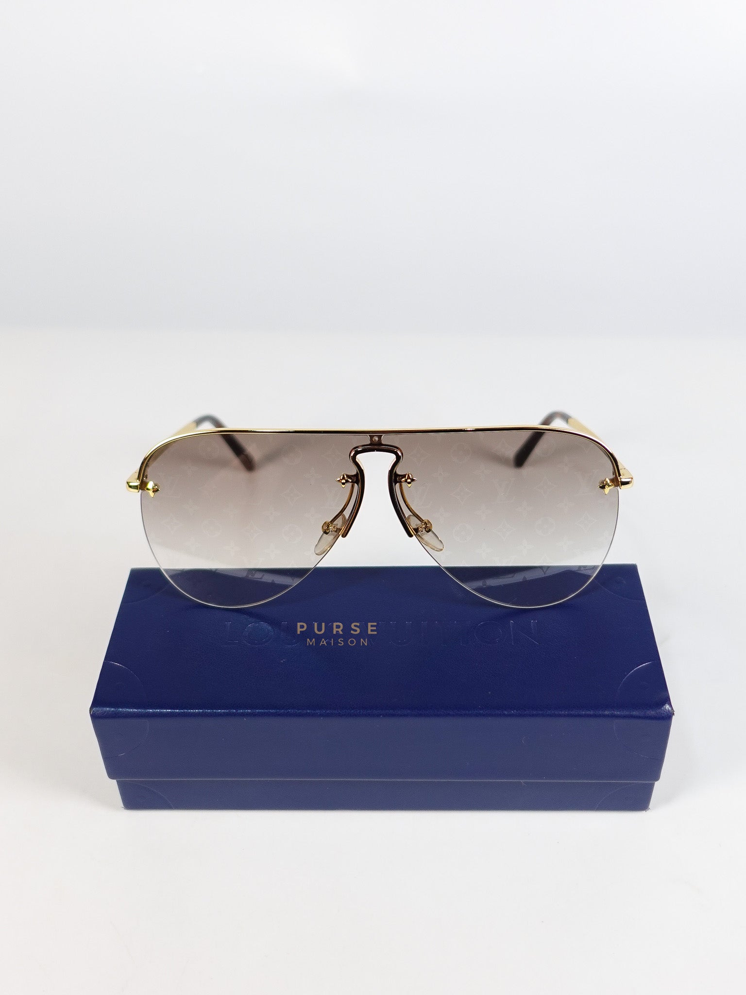 Z1469U Gradient Aviator Gold Frame Sunglasses | Purse Maison Luxury Bags Shop