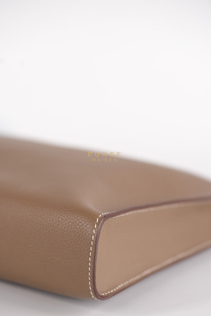 Zipped Case Zipengo GM Pouch in Etoupe Evercolor Leather & Palladium Hardware Stamp K (2025) | Purse Maison Luxury Bags Shop