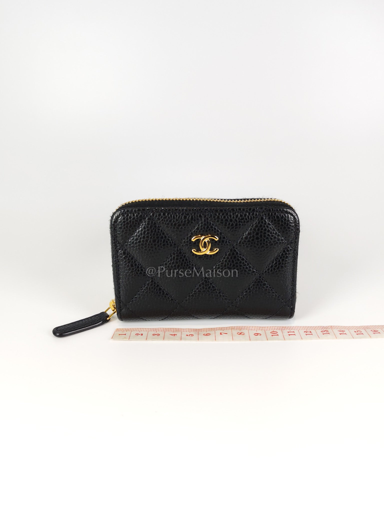 Zippy Card Holder in Black Caviar Leather and Gold Hardware (Microchip) | Purse Maison Luxury Bags Shop