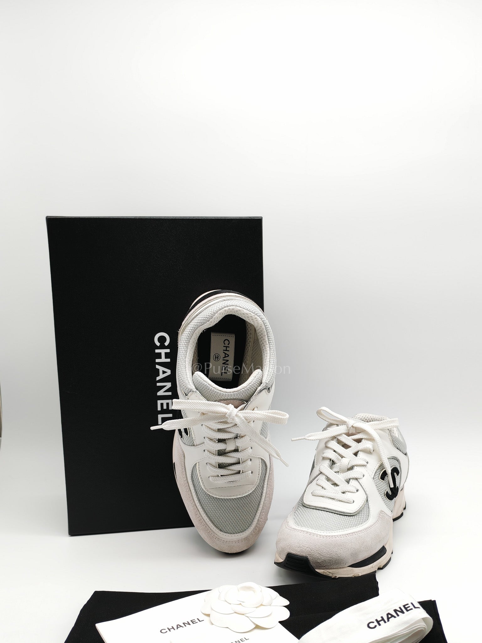 Calfskin Fabric Sneakers in White/Light Gray Size 39 (25cm)