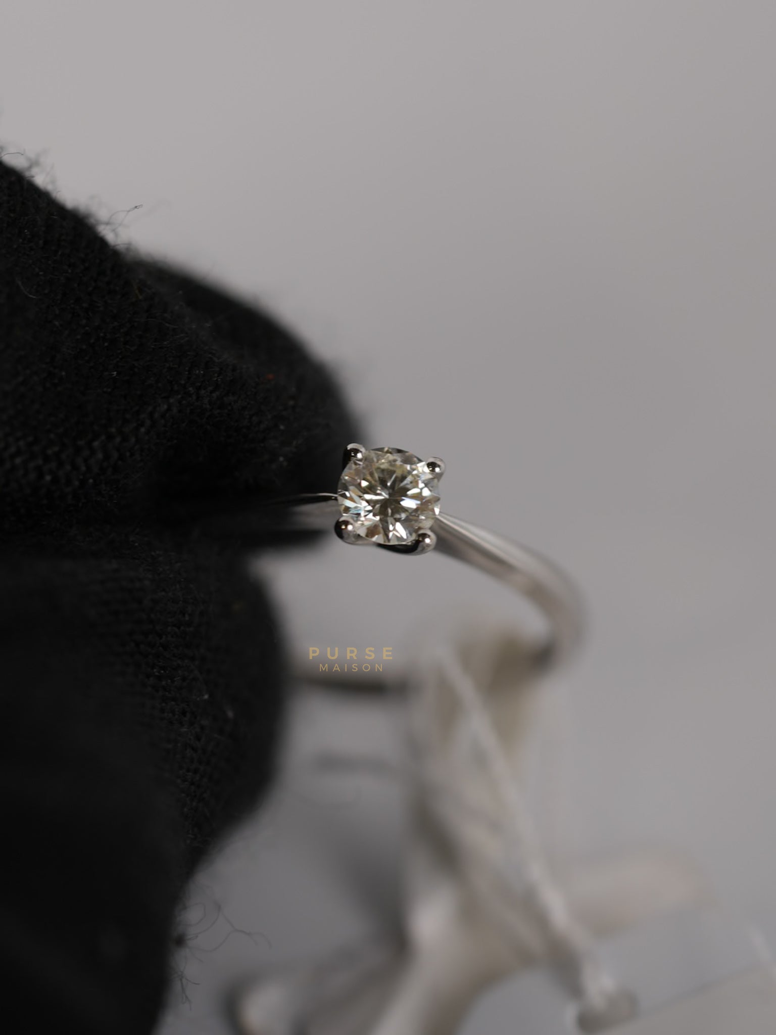 0.24 carat 2.04g HK Setting Ring US Size 6.5 R4 | Purse Maison Luxury Bags Shop