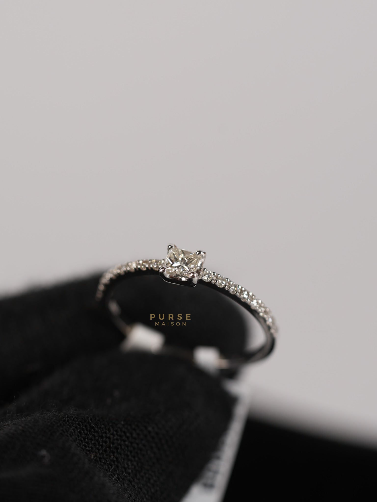 0.33 carats 1.53g Natural Diamond HK Setting Ring US Size 6.5 R17 | Purse Maison Luxury Bags Shop