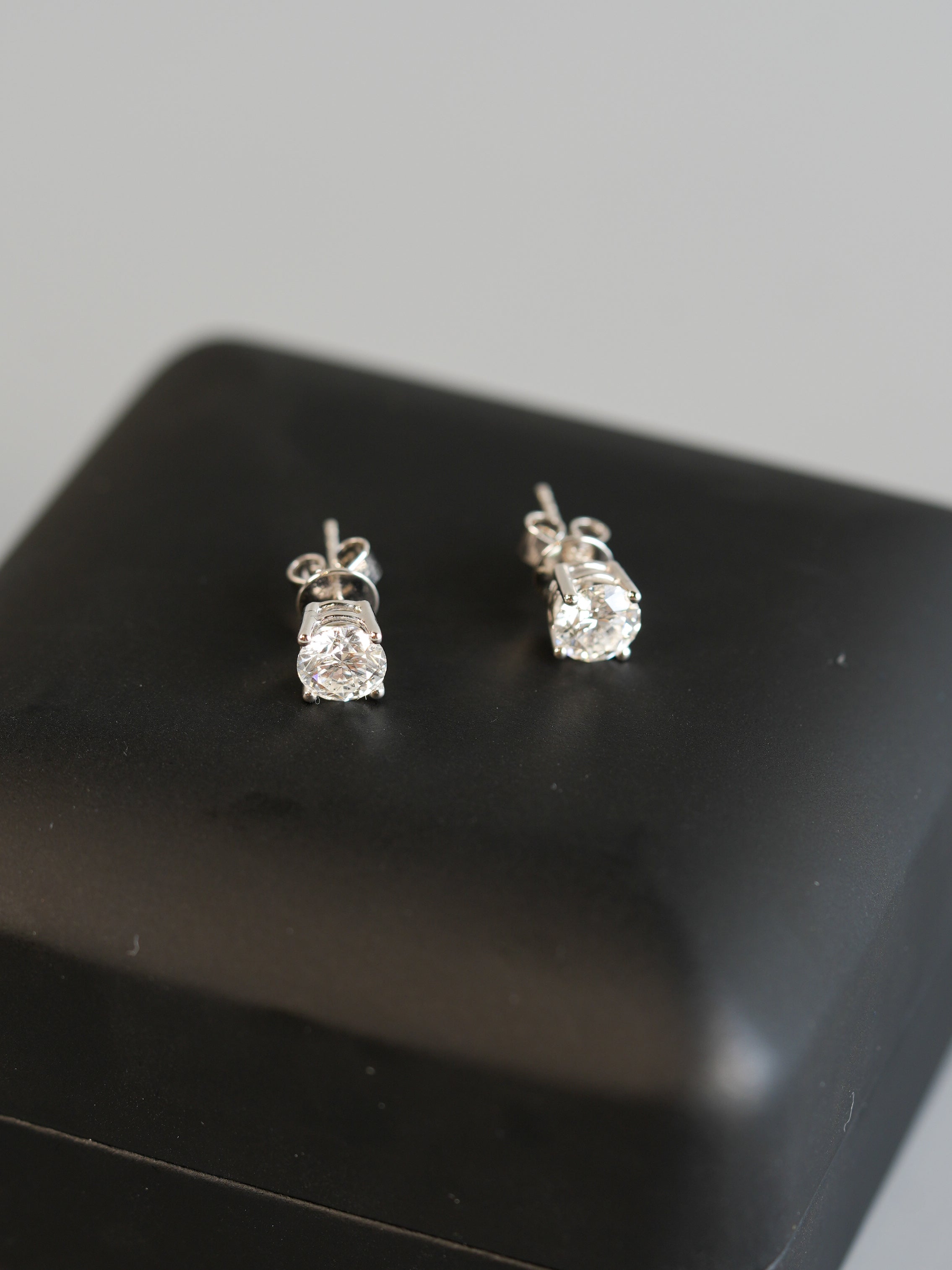 1 Carat Each (2 carats total) GIA Certified Natural Diamond Earrings in 18k white Gold | Purse Maison Luxury Bags Shop