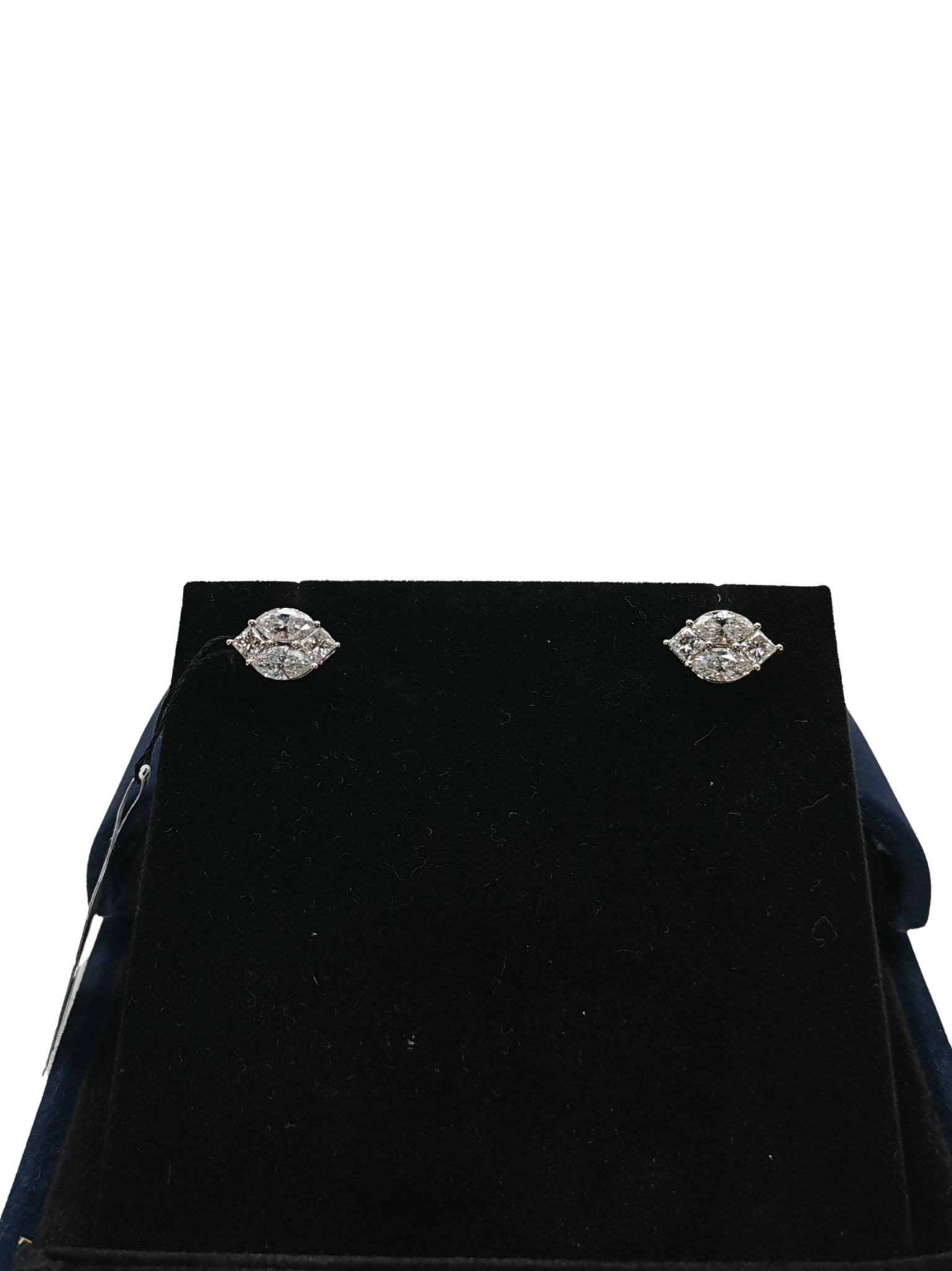 18k 1.98gms 1.726cts VS1 to VVS1 (Clarity) E to H (Color) Natural Diamond White Gold Stud Earrings | Purse Maison Luxury Bags Shop
