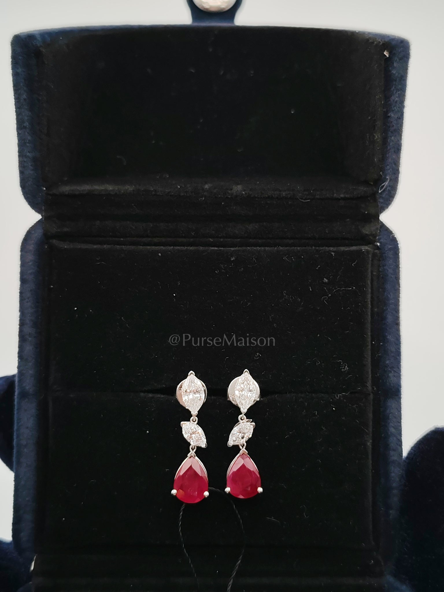 18K 2.67gms. 3.32cts. Natural Diamond White Gold Earrings | Purse Maison Luxury Bags Shop
