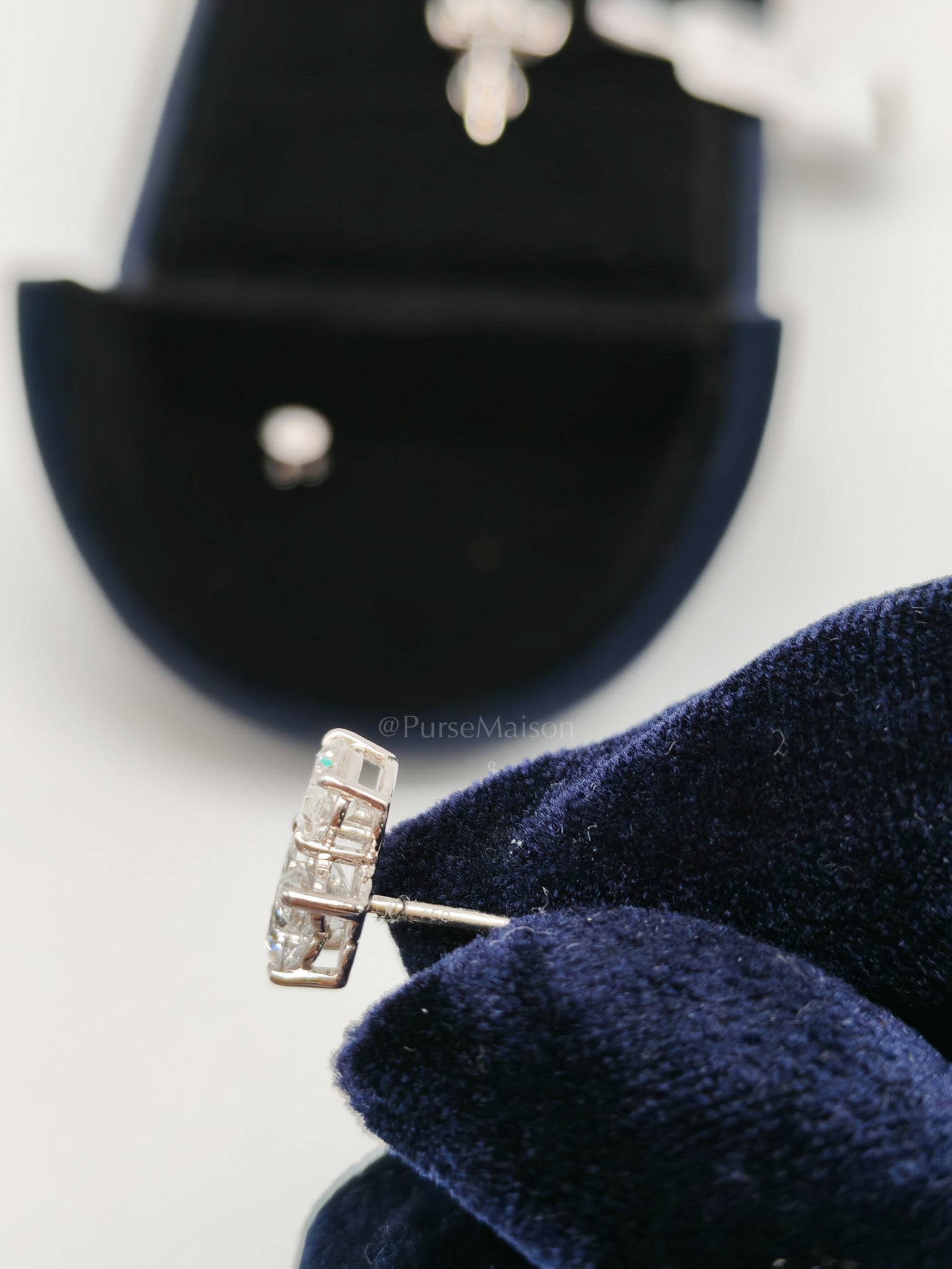 18K 2.78gms 3.22cts VS1 to VVS1 (Clarity) E to H (Color) Natural Diamond White Gold Earrings | Purse Maison Luxury Bags Shop