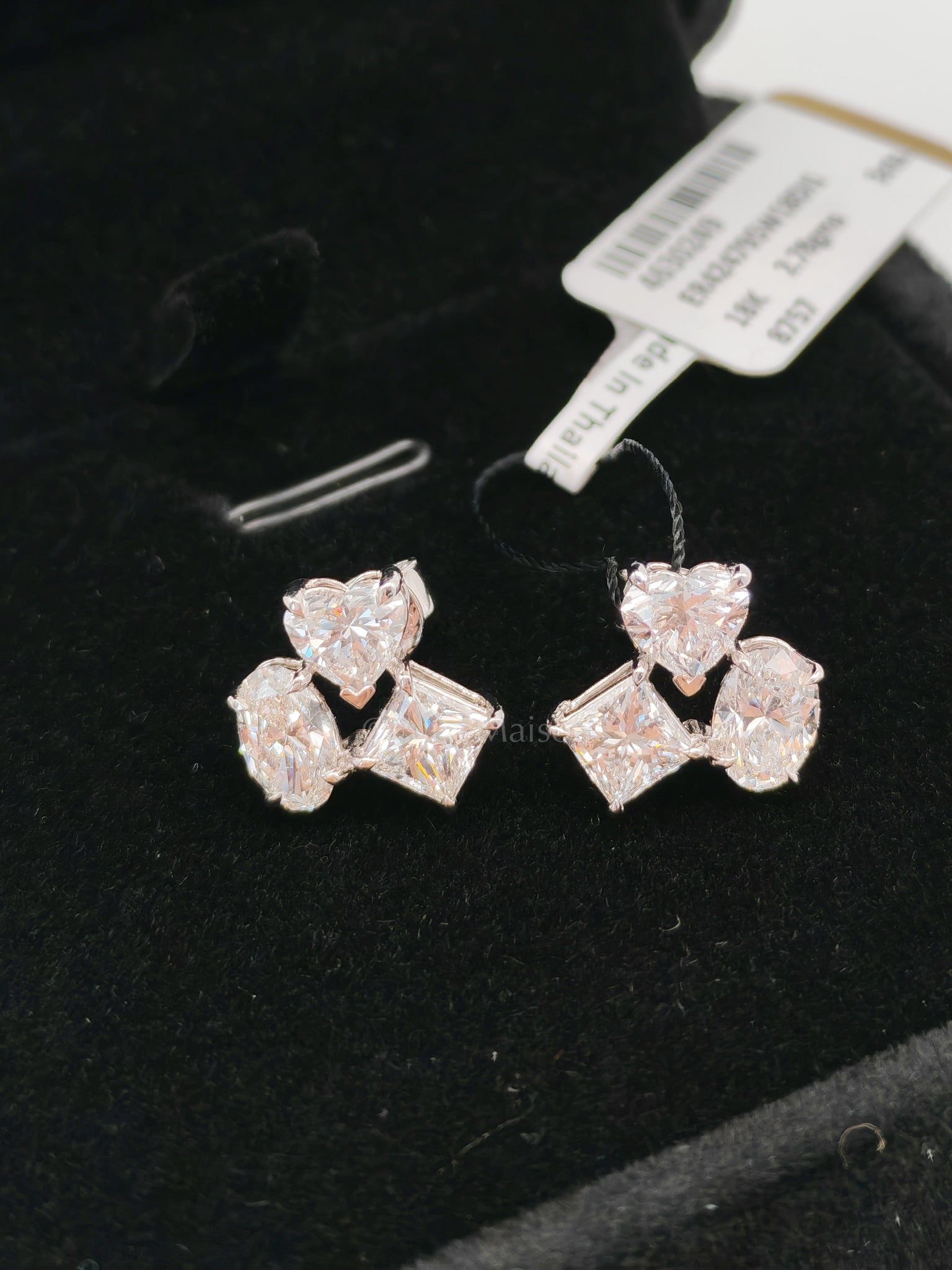 18k 2.78gms. 3cts. VS1 to VVS1 (Clarity) E to H (Color) Natural Diamond White Gold Earrings | Purse Maison Luxury Bags Shop