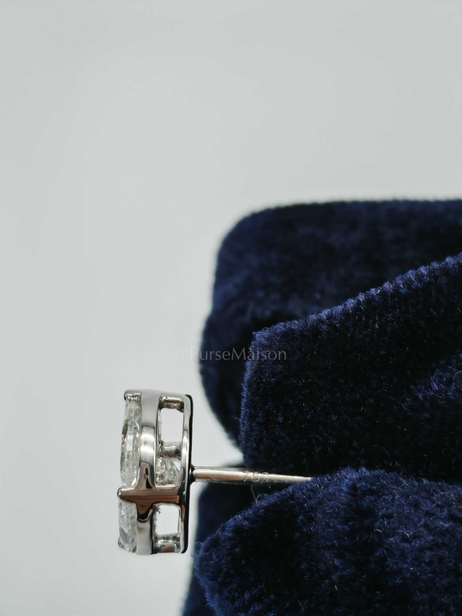 18K 2.9gms. 2.02cts. Round Natural Diamond White Gold Stud Earrings | Purse Maison Luxury Bags Shop