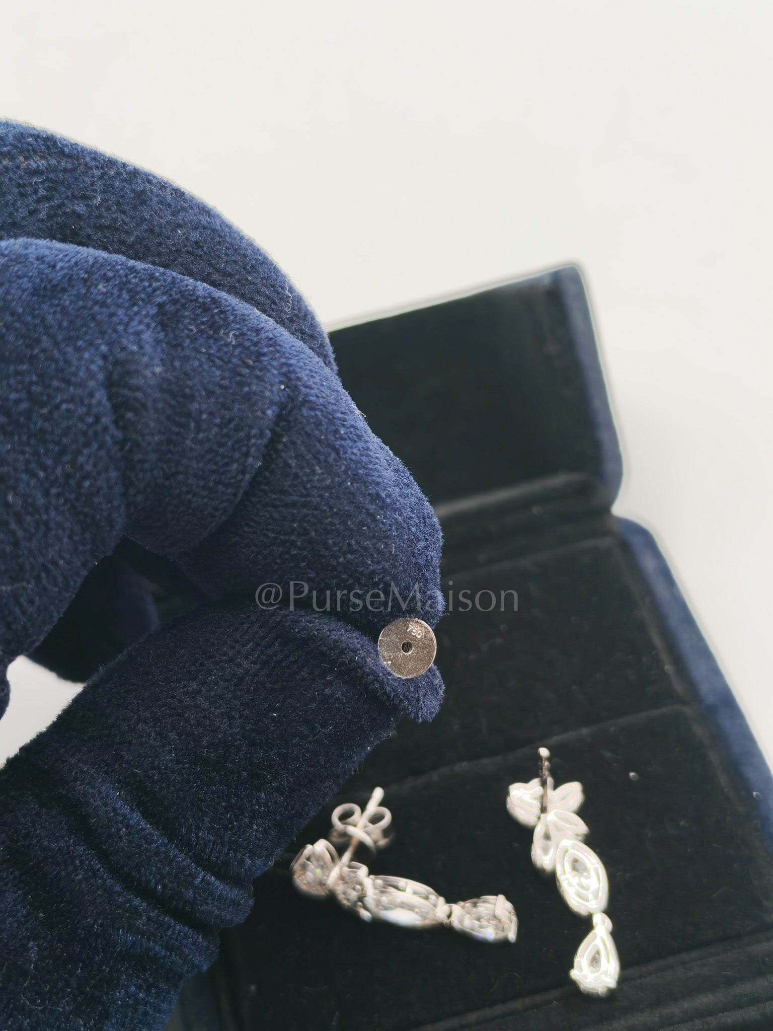 18k 3.21gms 3.65cts VS1 to VVS1 (Clarity) E to H (Color) Natural Diamond White Gold Earrings | Purse Maison Luxury Bags Shop