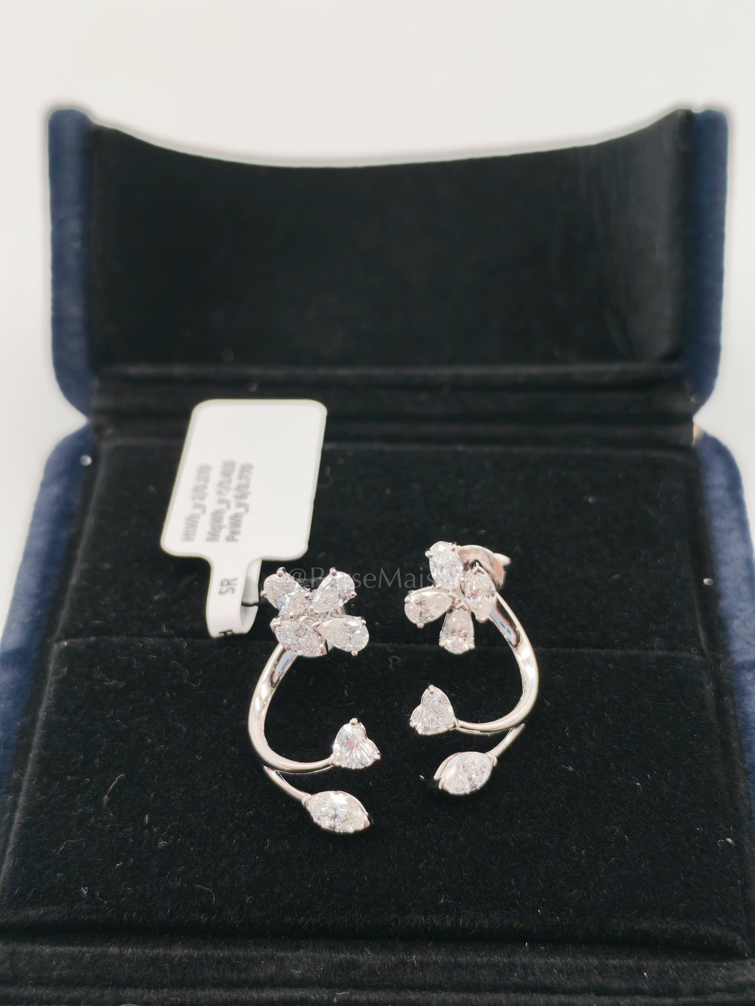 18k 3.2gms. 1.45cts. Natural Diamons White Gold Earrings | Purse Maison Luxury Bags Shop