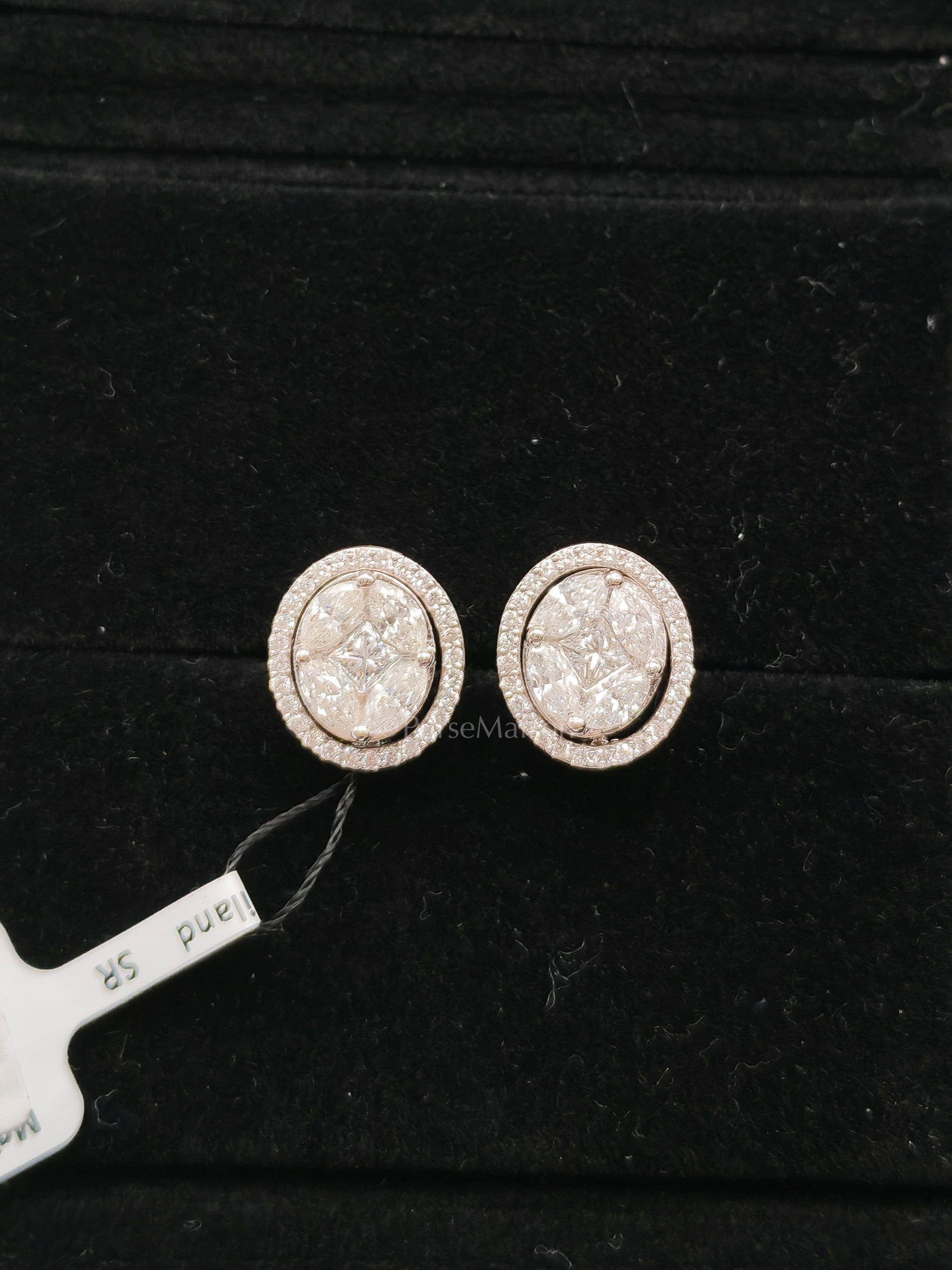 18k 3.39gms 1.52cts VS1 to VVS1 (Clarity) E to H (Color) Natural Diamond White Gold Earrings | Purse Maison Luxury Bags Shop