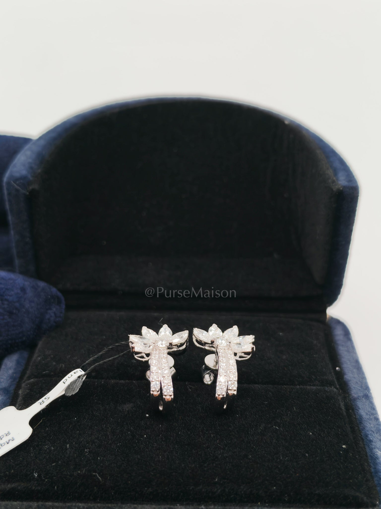 18k 3.42gms. 1.37cts Natural Diamond White Gold Earrings | Purse Maison Luxury Bags Shop