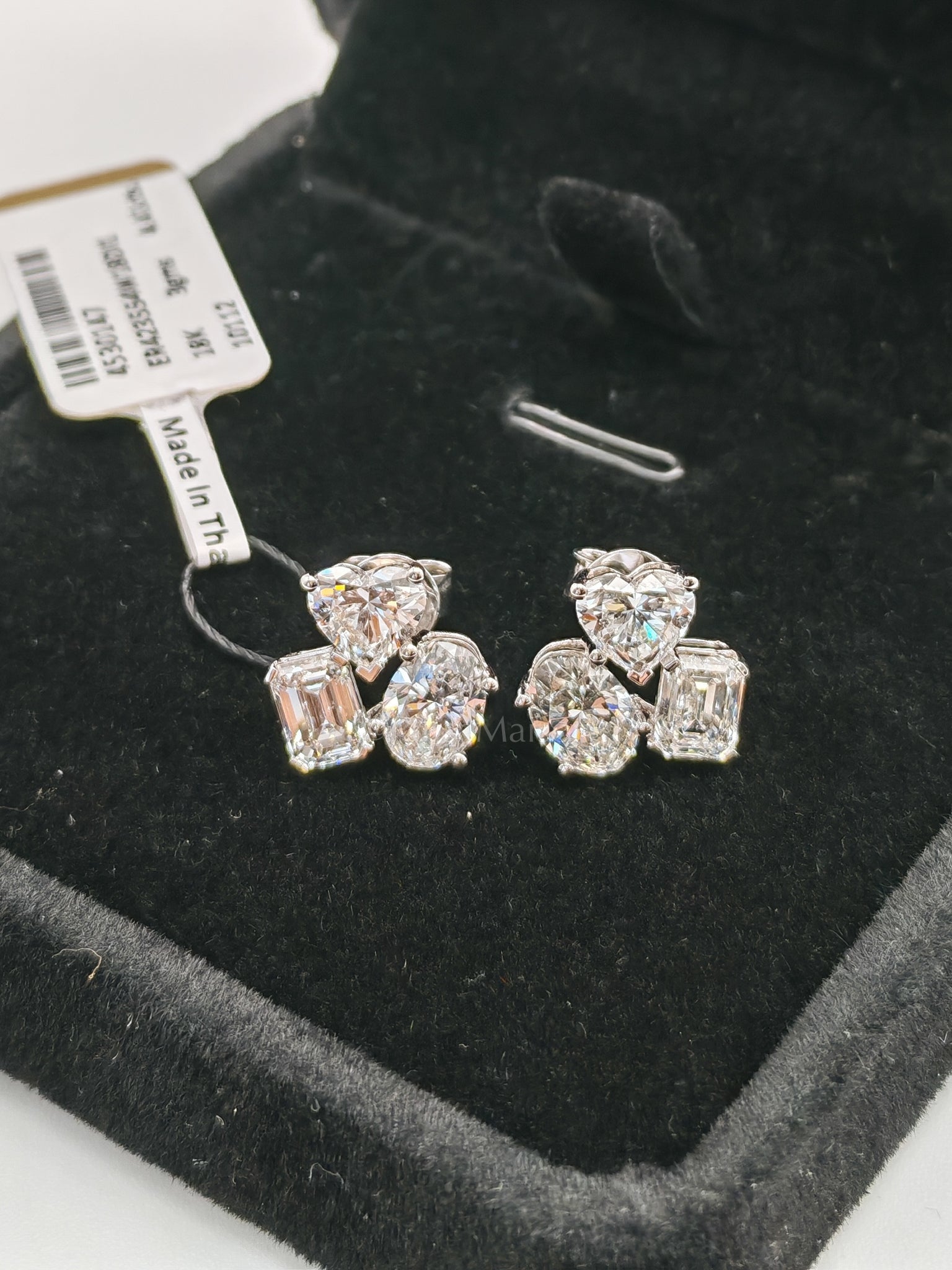 18k 3gms 4.41cts. VS1 to VVS1 (Clarity) E to H (Color) Natural Diamond White Gold Earrings | Purse Maison Luxury Bags Shop