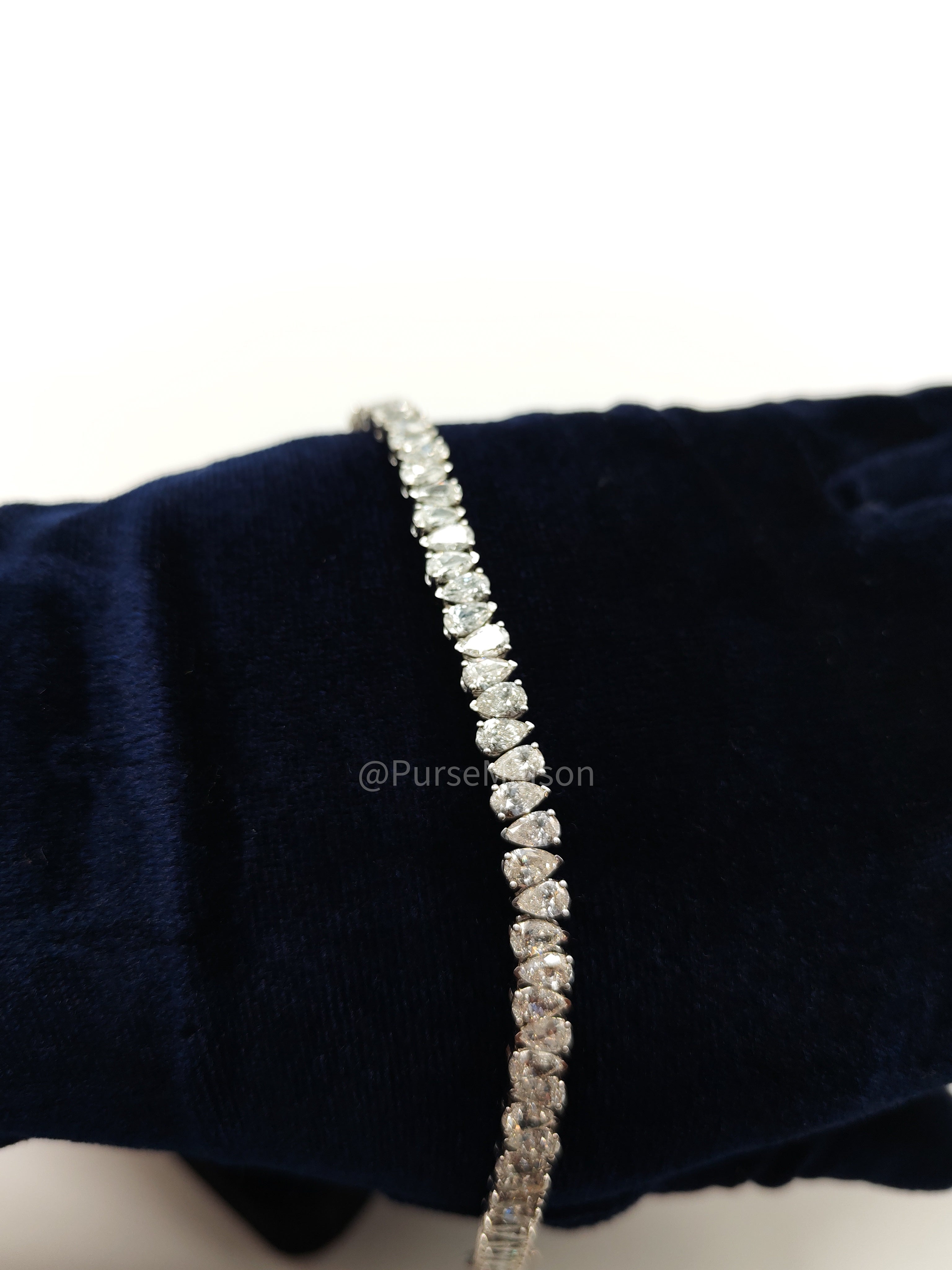18k|12.8gms.|10.77cts.|VS1 to VVS1 (Clarity) E to H (Color) Natural Diamond White Gold Tennis Bracelet | Purse Maison Luxury Bags Shop