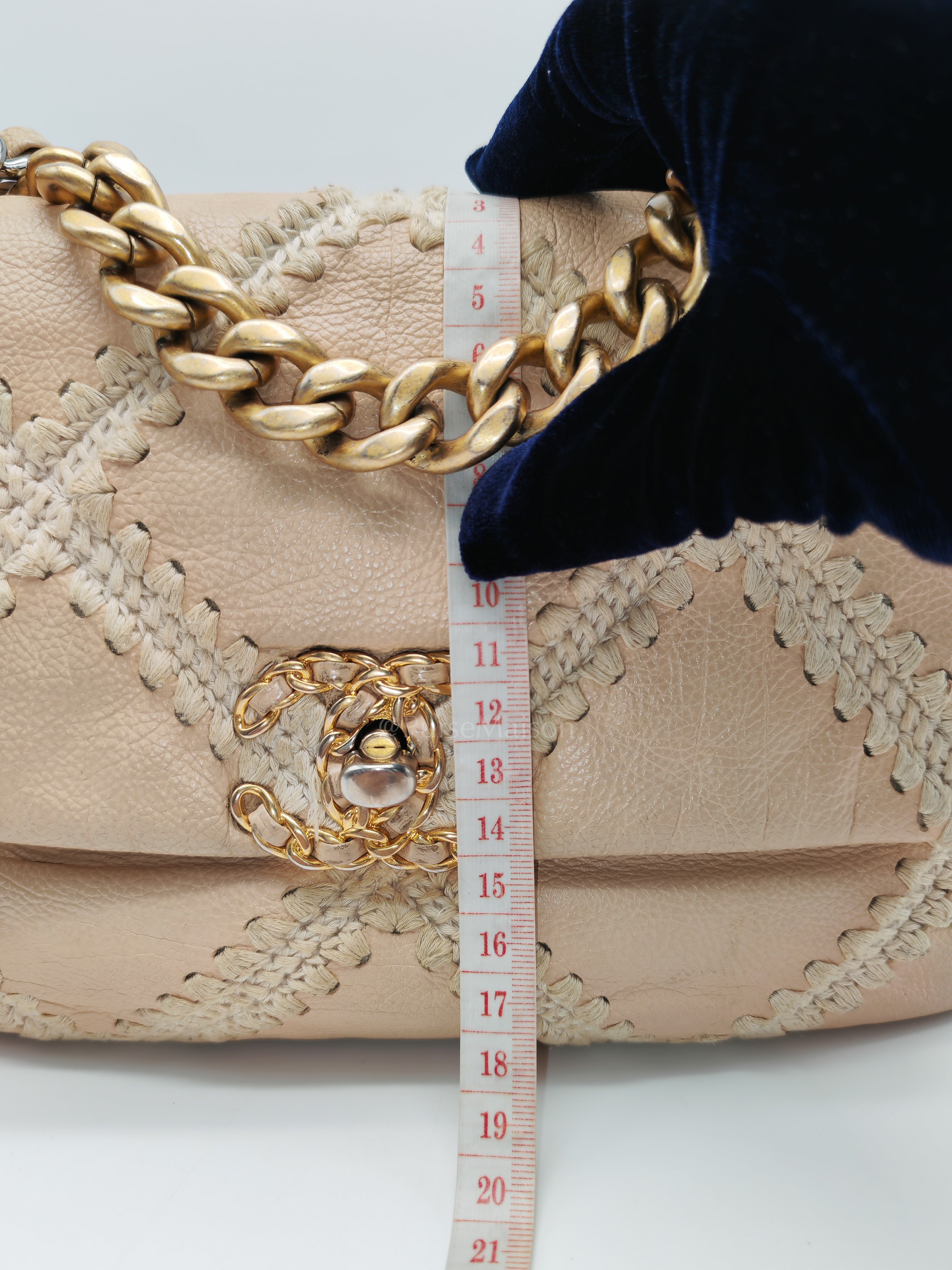 19 Flap Bag in Beige Crochet Quilted Calfskin Leather & Mix Hardware Series 30 | Purse Maison Luxury Bags Shop