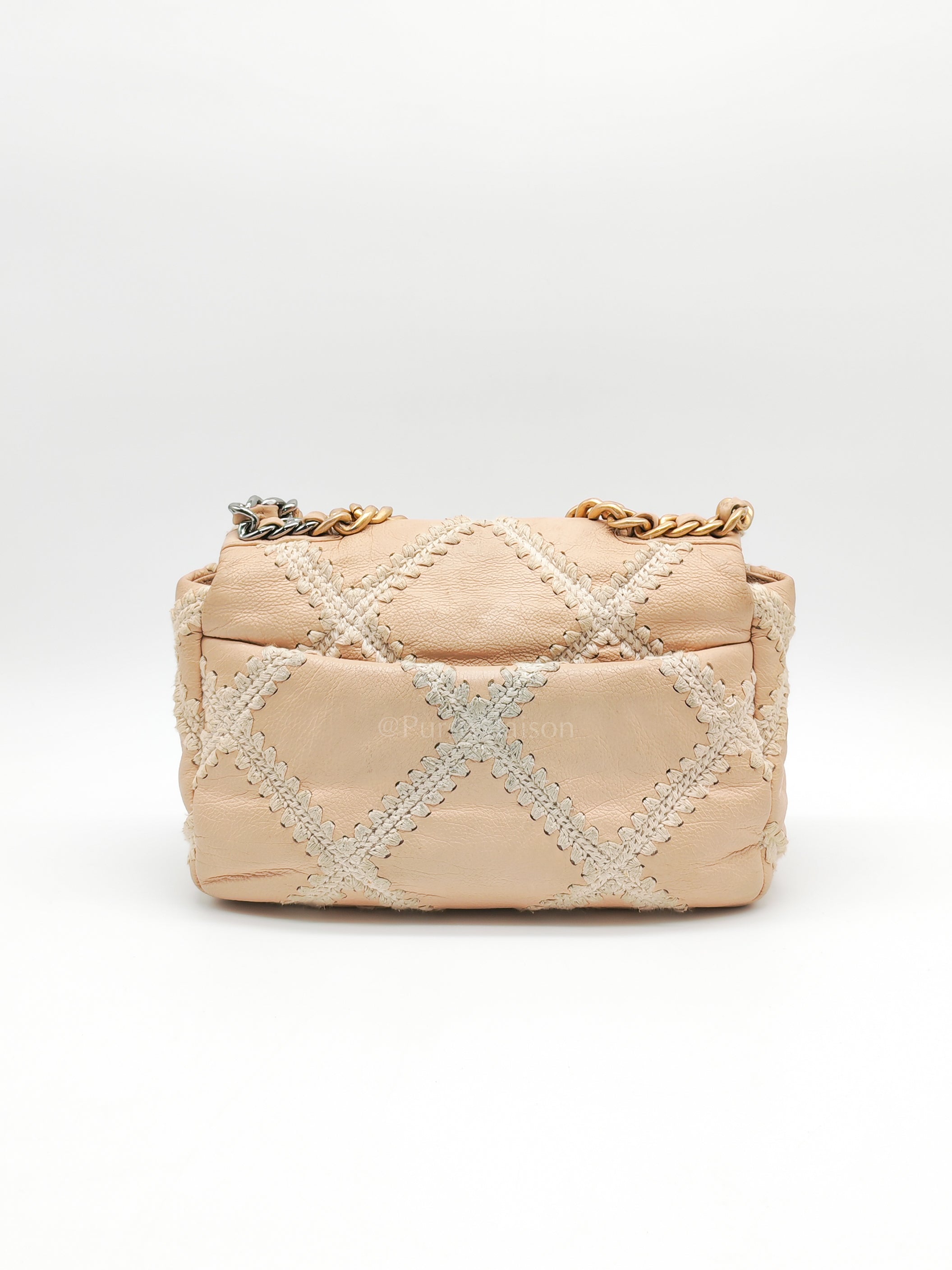19 Flap Bag in Beige Crochet Quilted Calfskin Leather & Mix Hardware Series 30 | Purse Maison Luxury Bags Shop