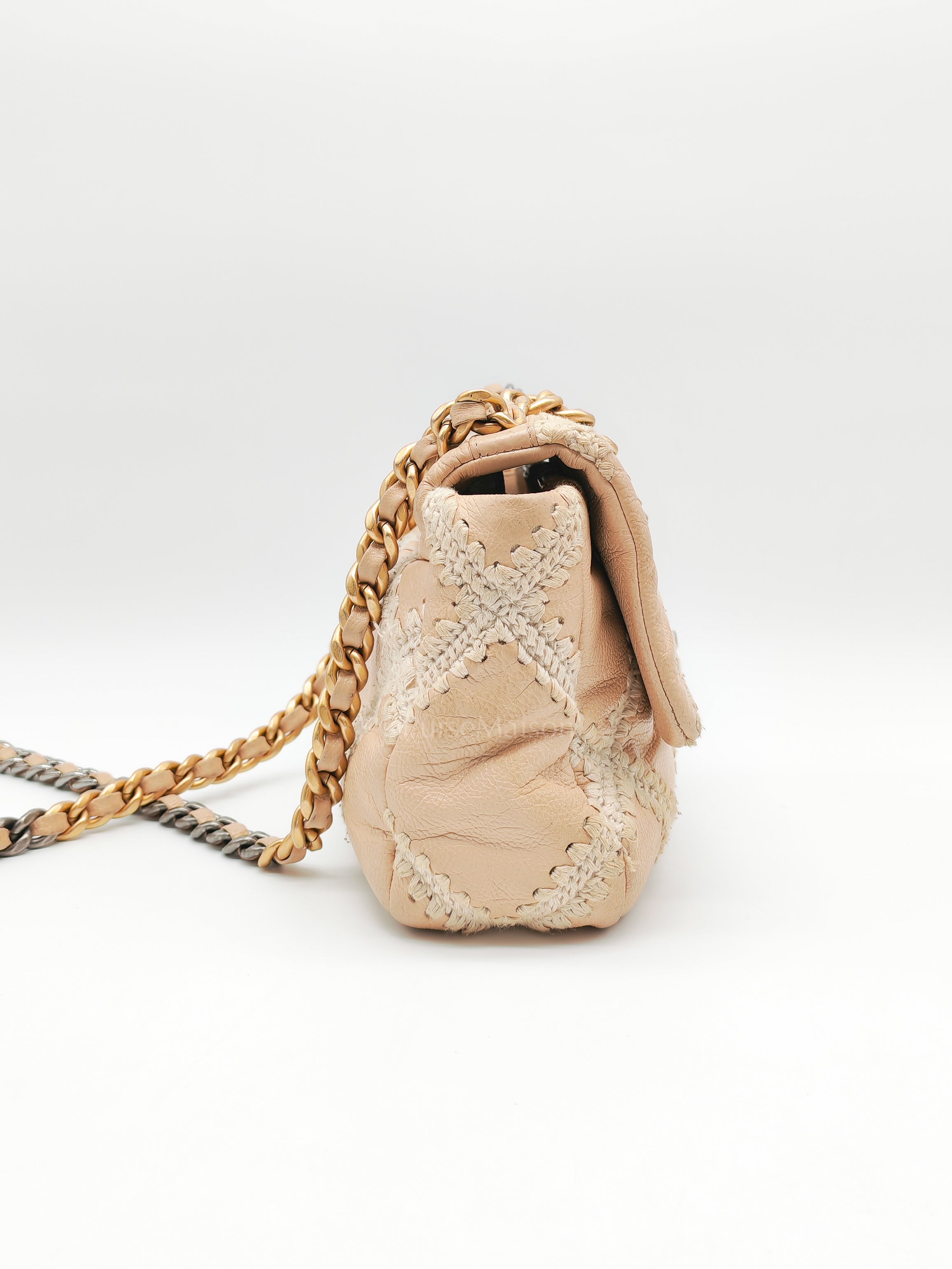 19 Flap Bag in Beige Crochet Quilted Calfskin Leather & Mix Hardware Series 30 | Purse Maison Luxury Bags Shop