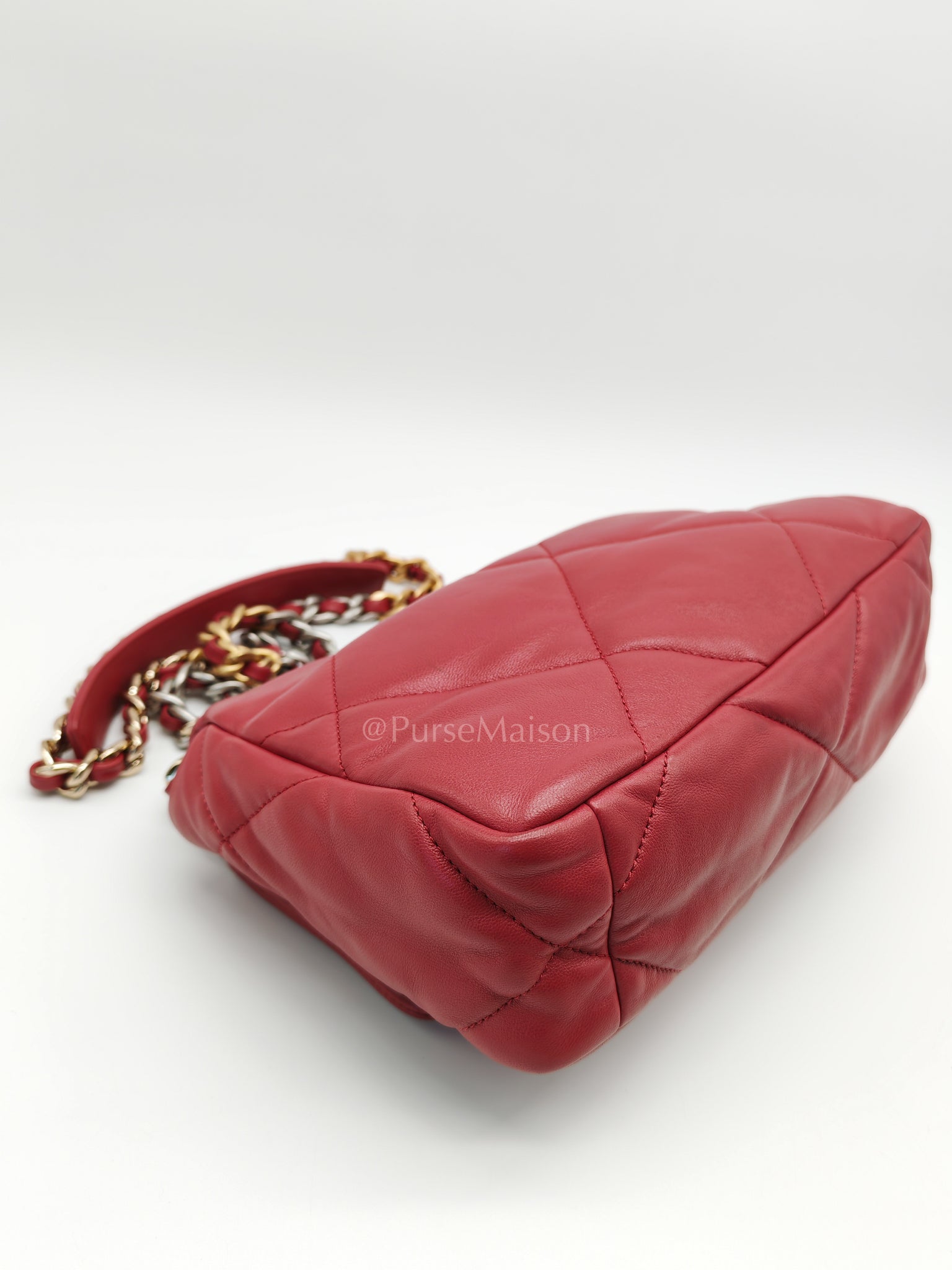19 Flap Bag in Dark Pink Lambskin Leather and Mix Hardware Microchip | Purse Maison Luxury Bags Shop