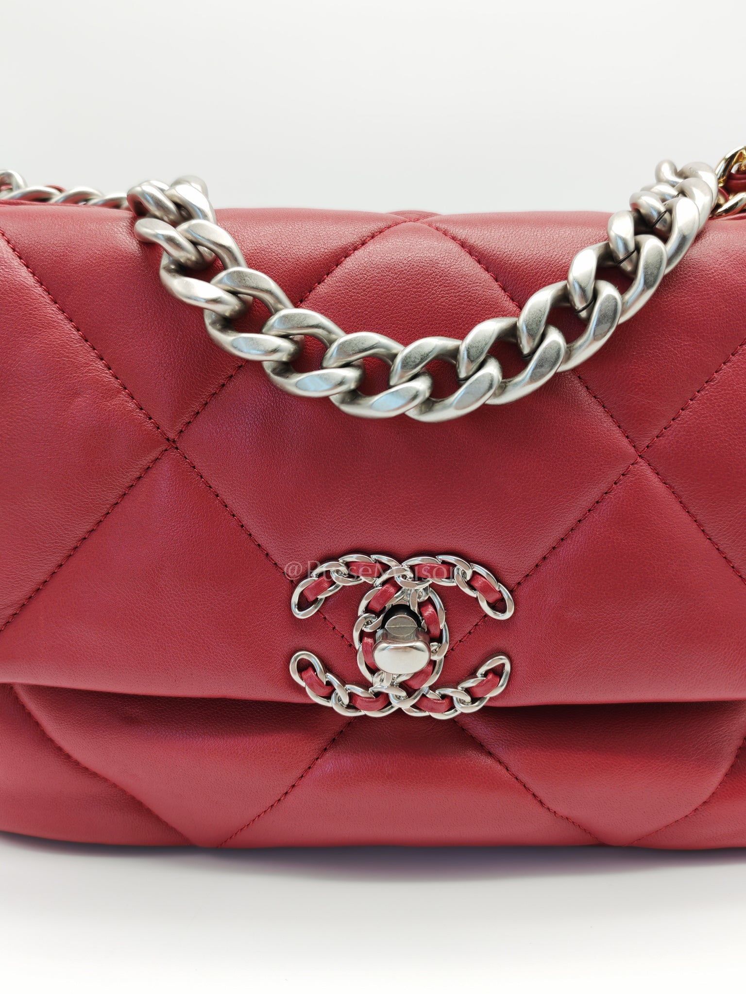 19 Flap Bag in Dark Pink Lambskin Leather and Mix Hardware Microchip | Purse Maison Luxury Bags Shop