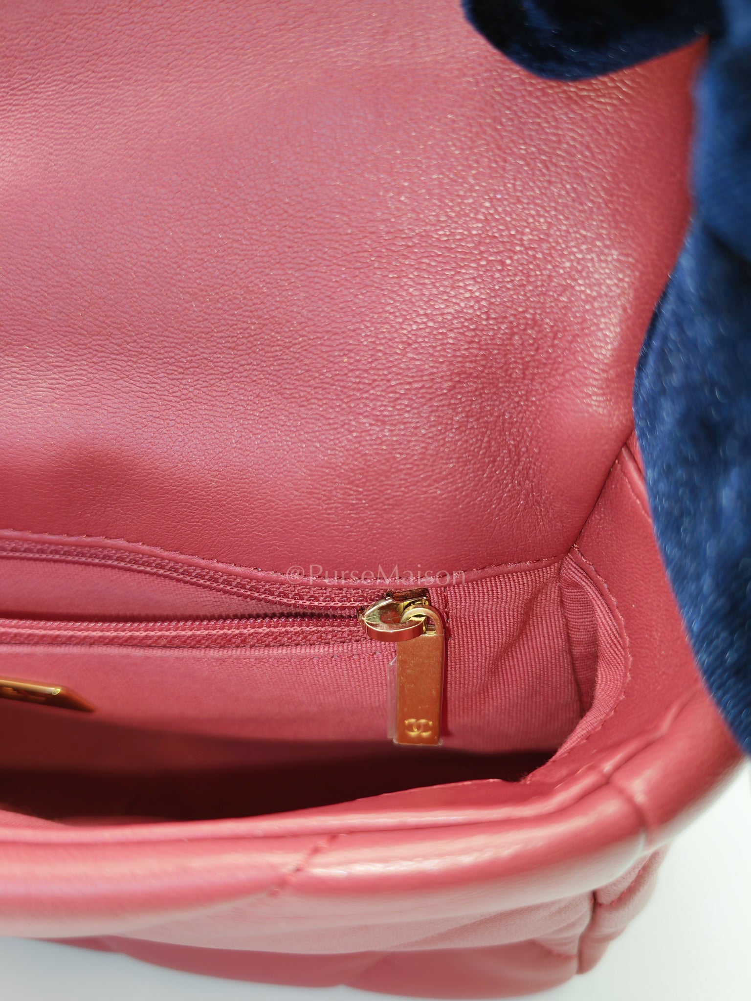19 Flap Bag in Dark Pink Lambskin Leather and Mix Hardware Microchip | Purse Maison Luxury Bags Shop