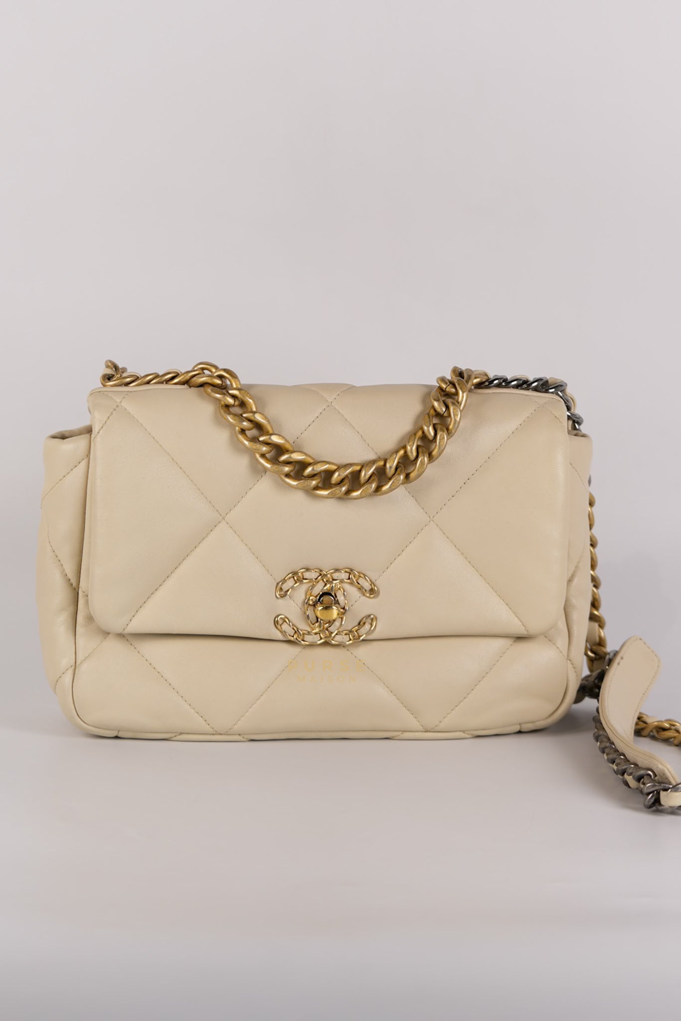 19 Flap Bag Medium in Beige Quilted Lambskin Leather Series 30 | Purse Maison Luxury Bags Shop