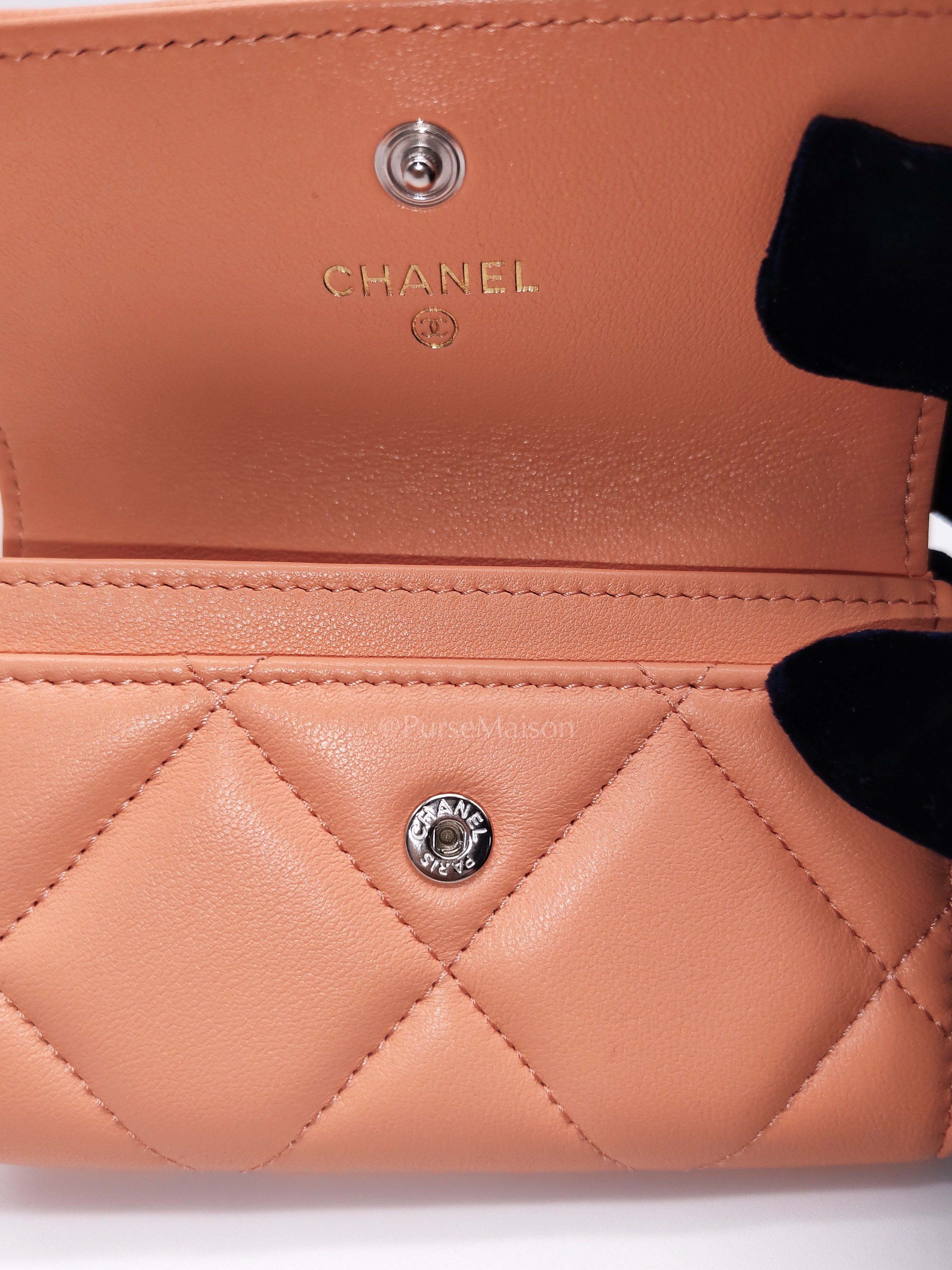 19 Flap Cardholder in Peach Lambskin Leather & Palladium Hardware Microchip | Purse Maison Luxury Bags Shop