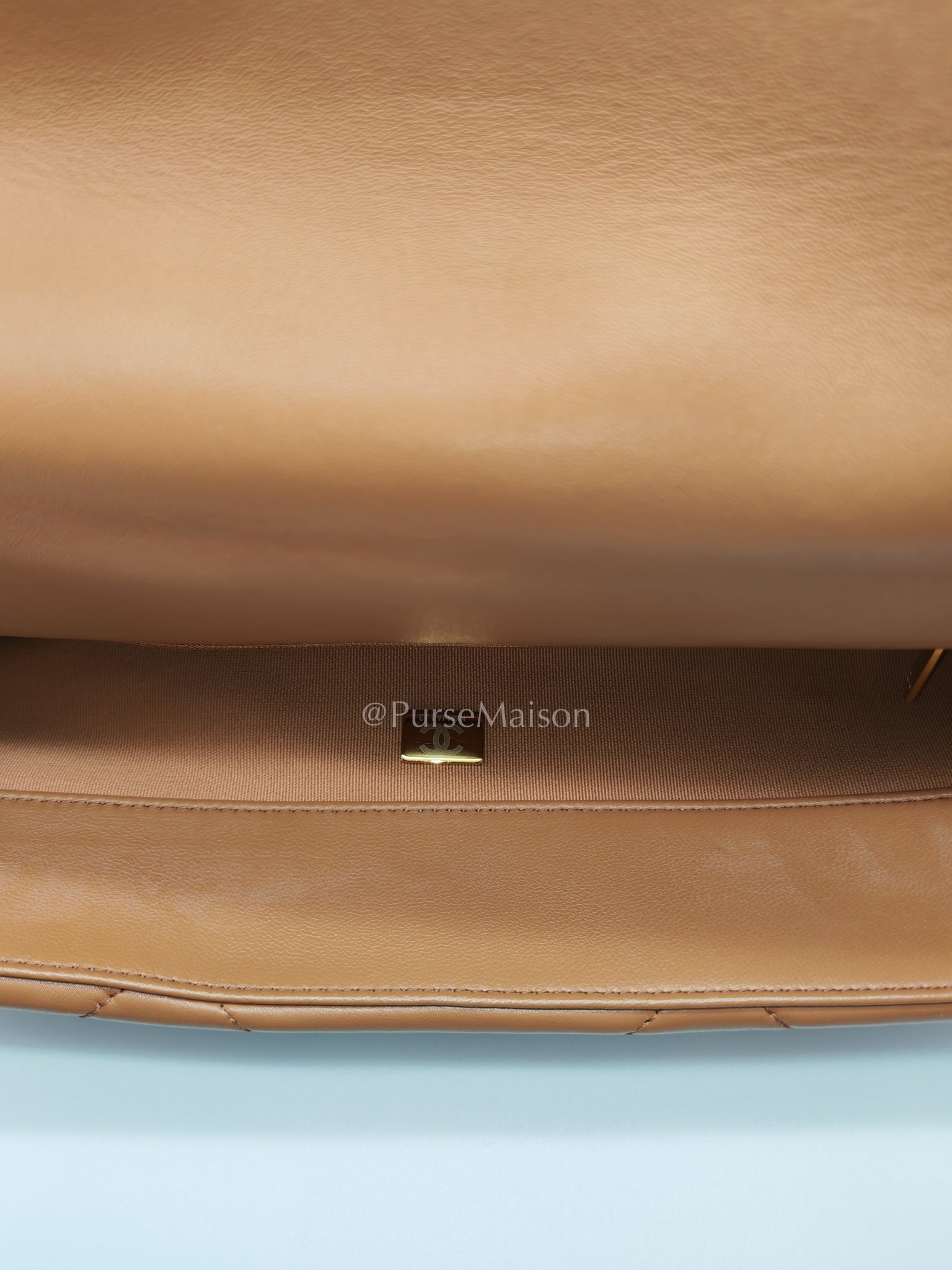 19 Maxi in Caramel Lambskin Leather and Mixed Hardware (Microchip) | Purse Maison Luxury Bags Shop