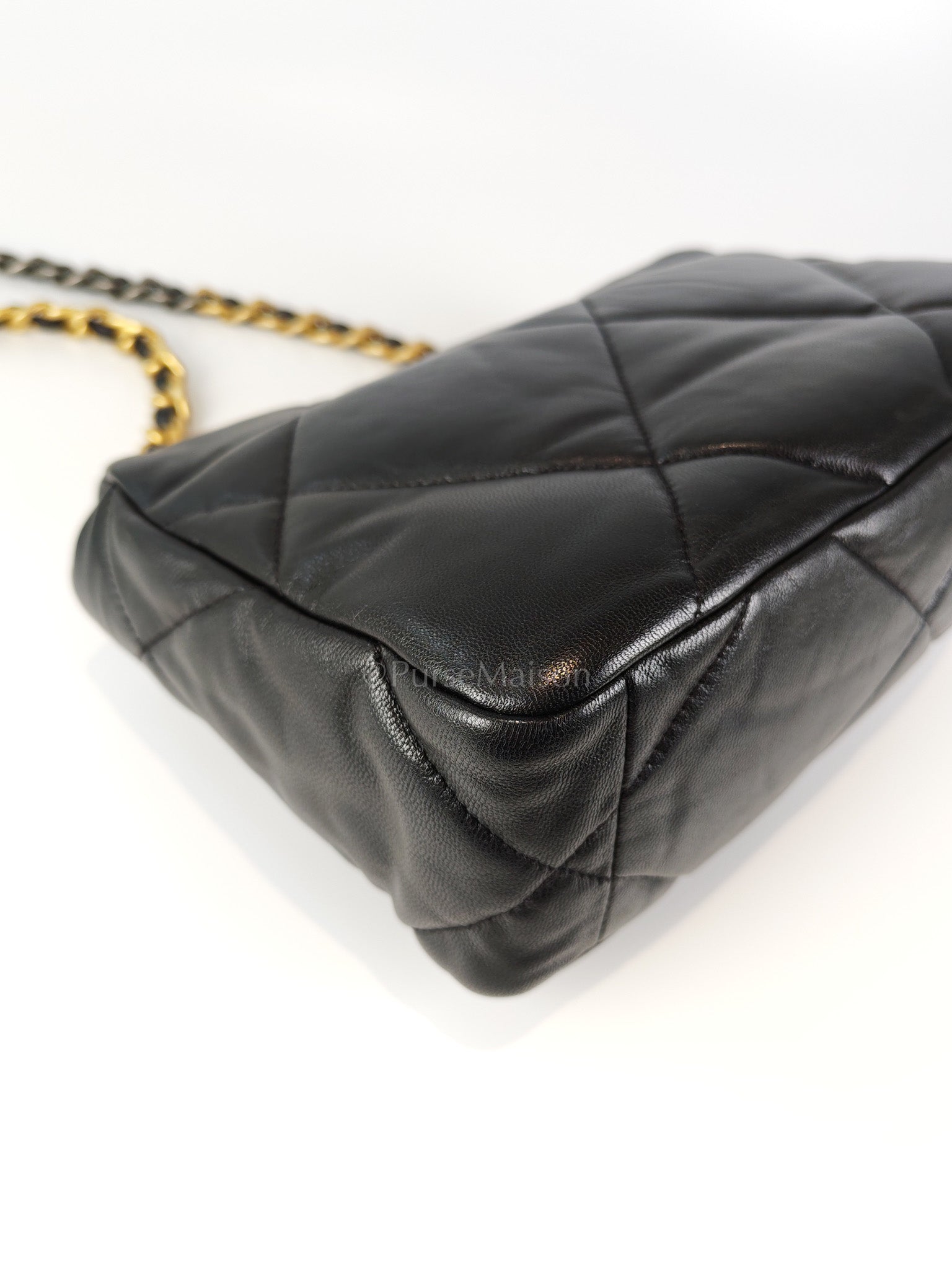 19 Small Black in Goatskin Leather and Mixed Hardware Series 30 | Purse Maison Luxury Bags Shop