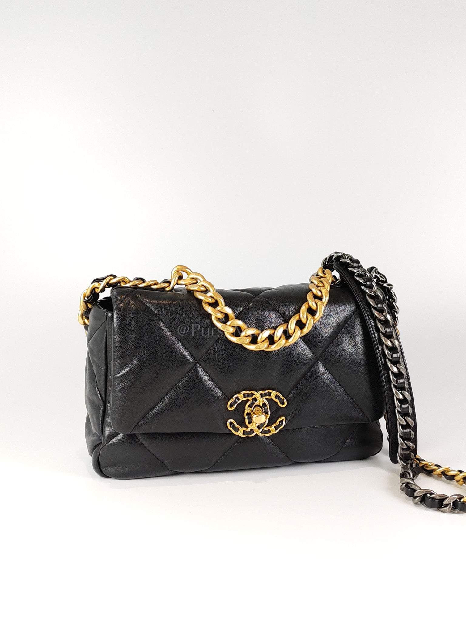 19 Small Black in Goatskin Leather and Mixed Hardware Series 30 | Purse Maison Luxury Bags Shop