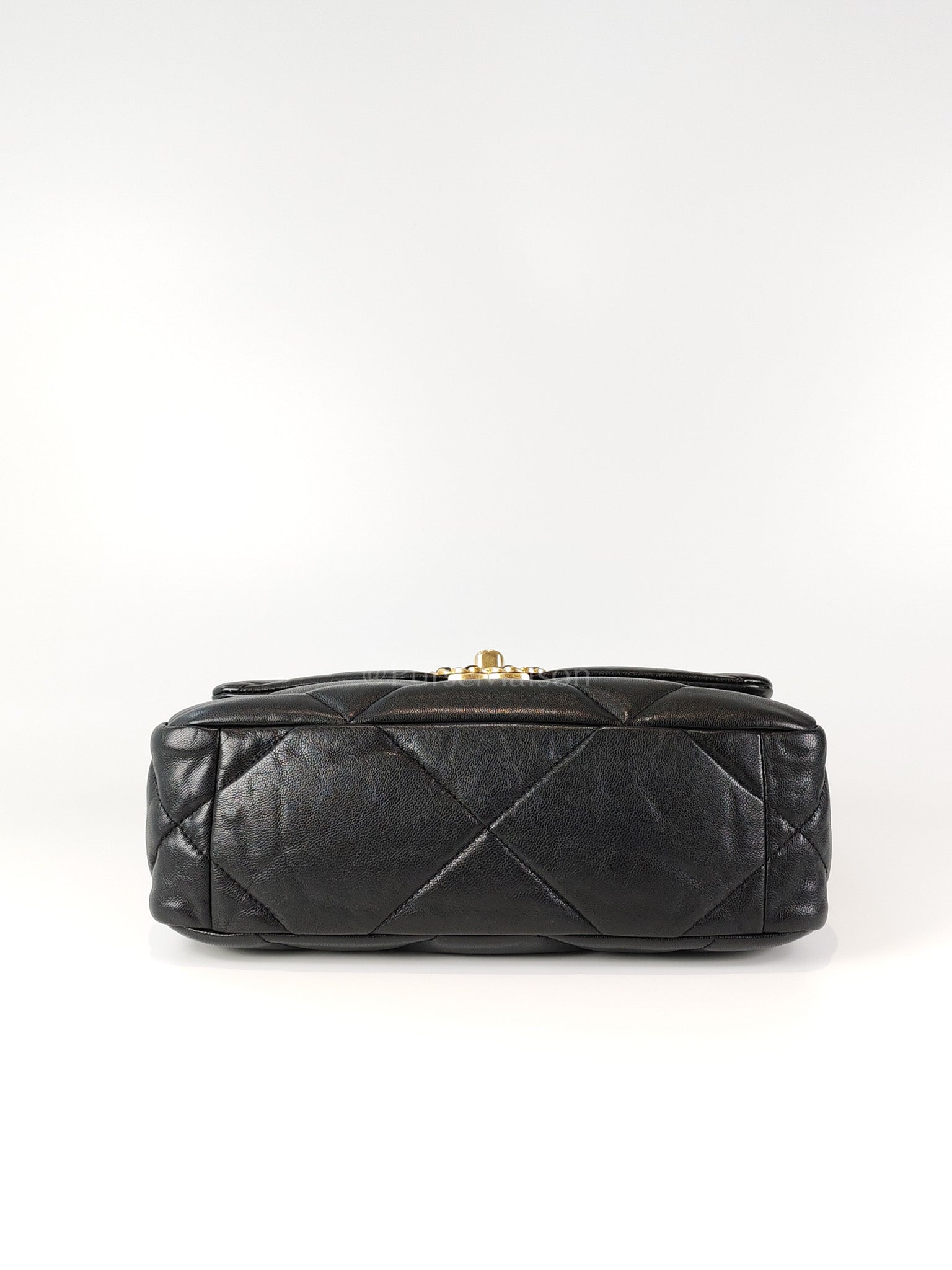 19 Small Black in Goatskin Leather and Mixed Hardware Series 30 | Purse Maison Luxury Bags Shop