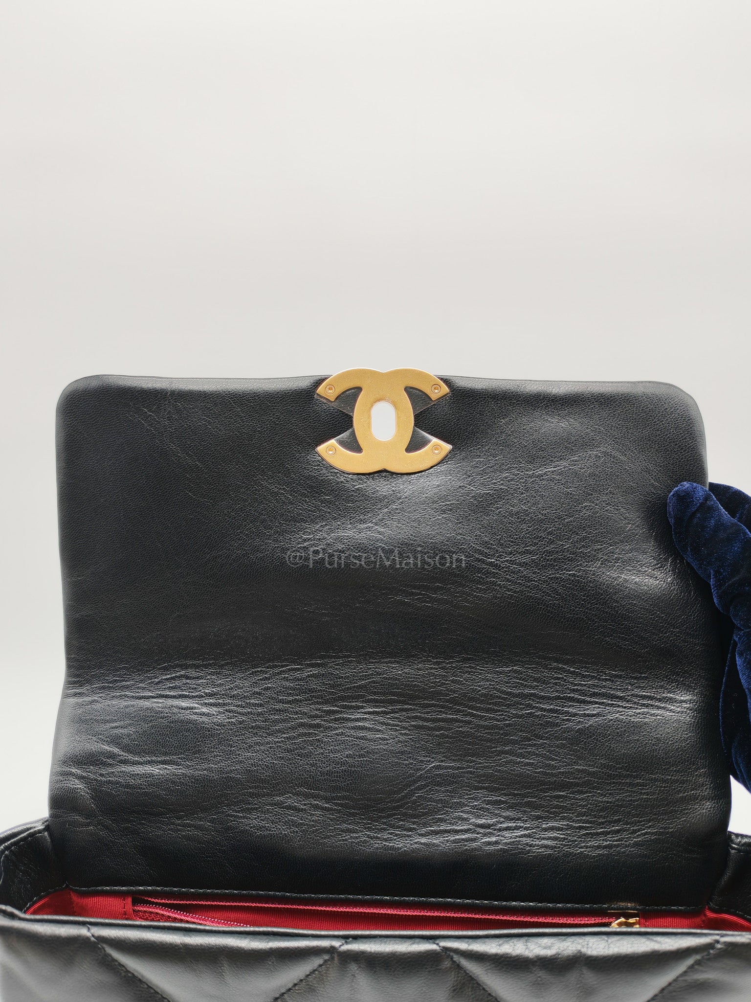19 Small Black Lambskin Leather in Mix Hardware (Series 30) | Purse Maison Luxury Bags Shop