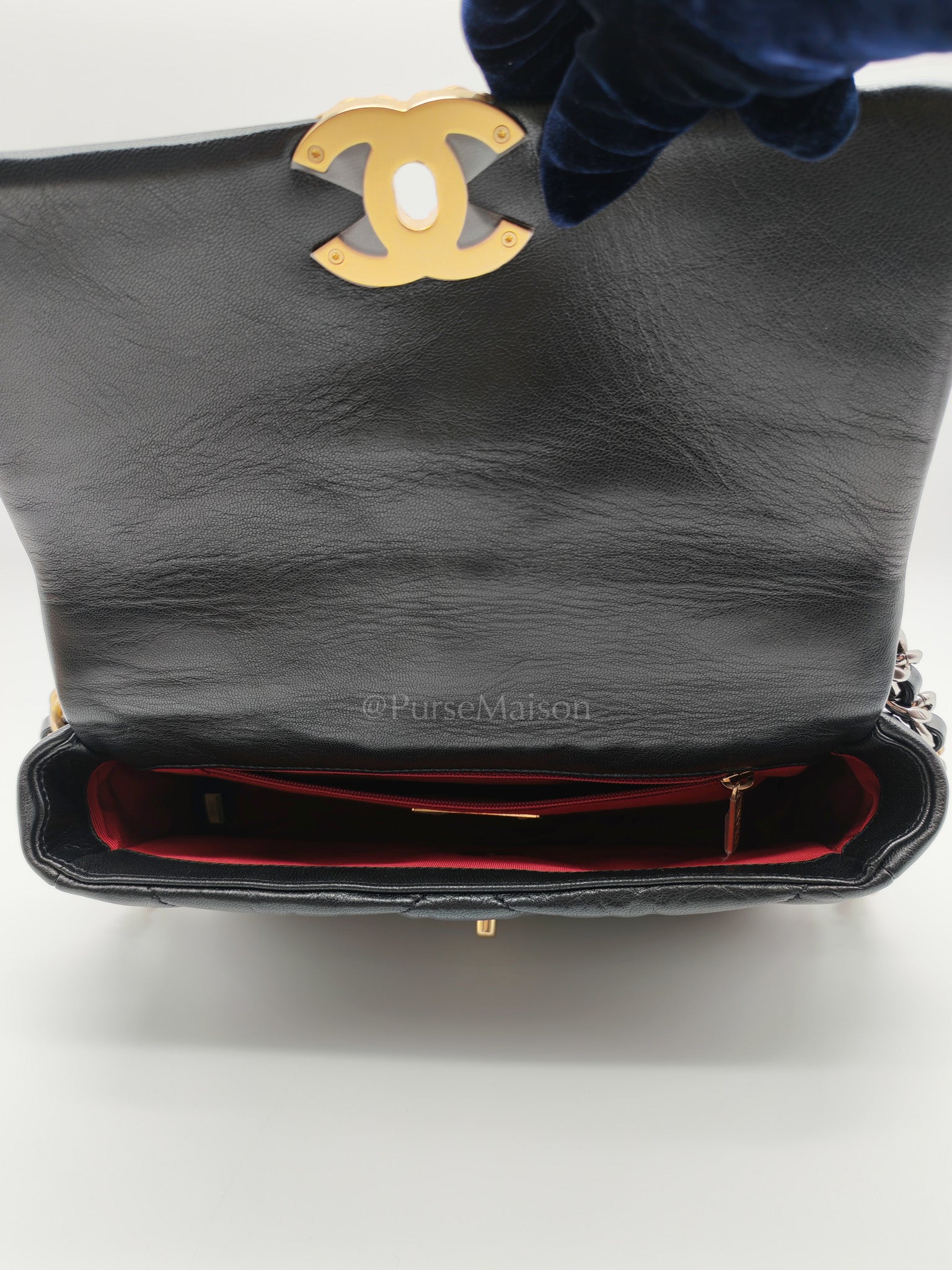 19 Small Black Lambskin Leather in Mix Hardware (Series 30) | Purse Maison Luxury Bags Shop