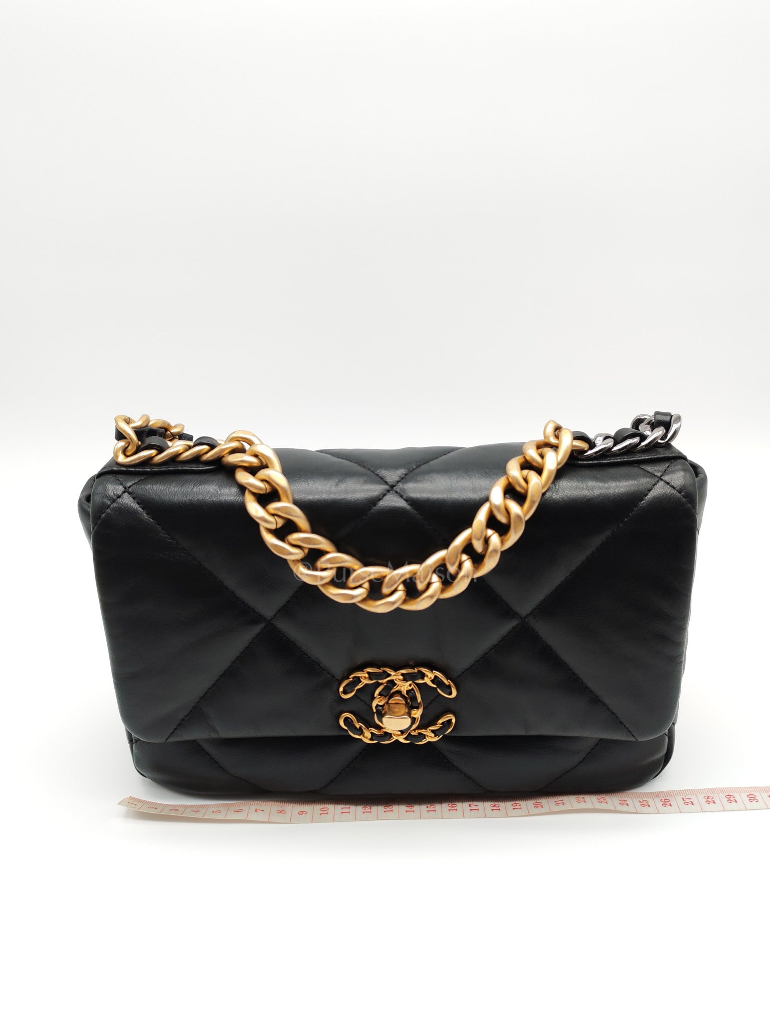 19 Small Black Lambskin Leather in Mix Hardware (Series 30) | Purse Maison Luxury Bags Shop
