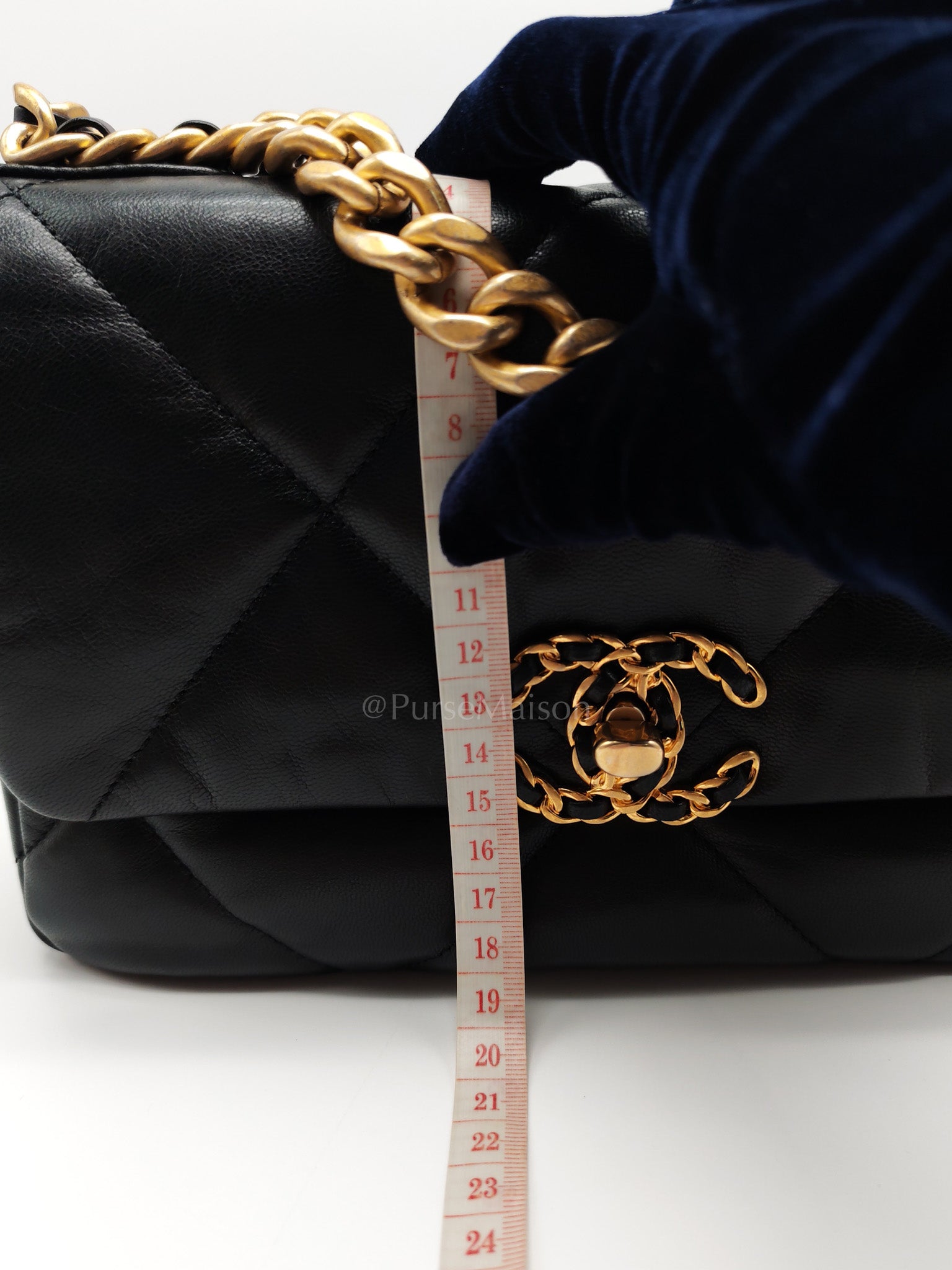 19 Small Black Lambskin Leather in Mix Hardware (Series 30) | Purse Maison Luxury Bags Shop