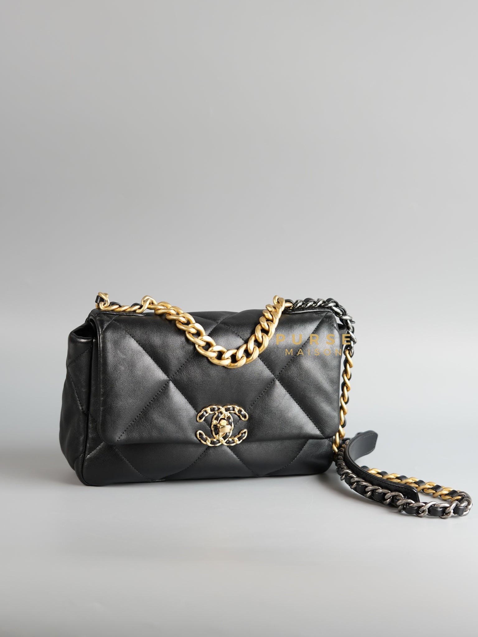 19 Small in Black Lambskin and Mix Hardware Series 31 | Purse Maison Luxury Bags Shop