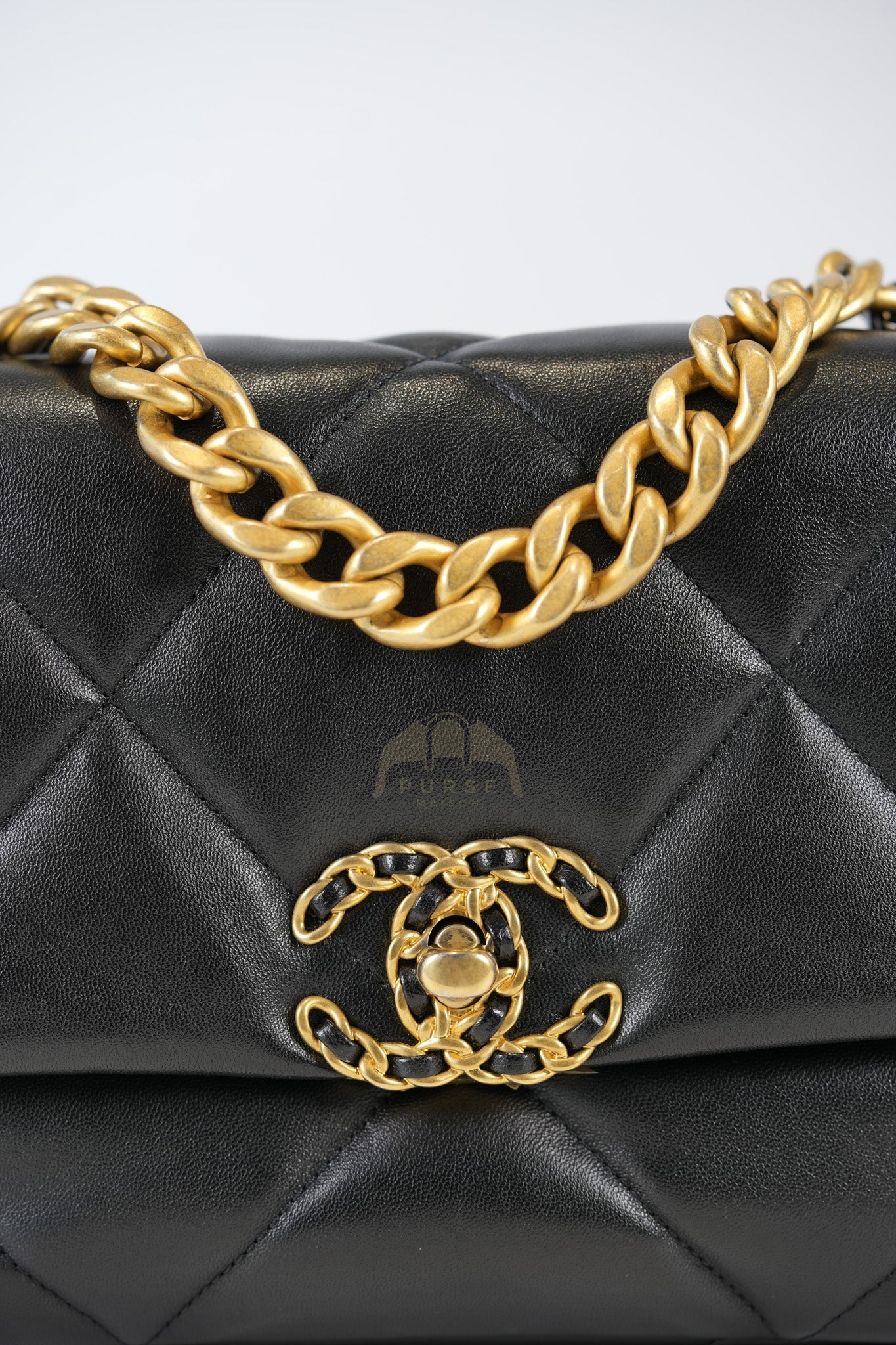 19 Small in Black Lambskin Leather & Mix Hardware Microchip | Purse Maison Luxury Bags Shop