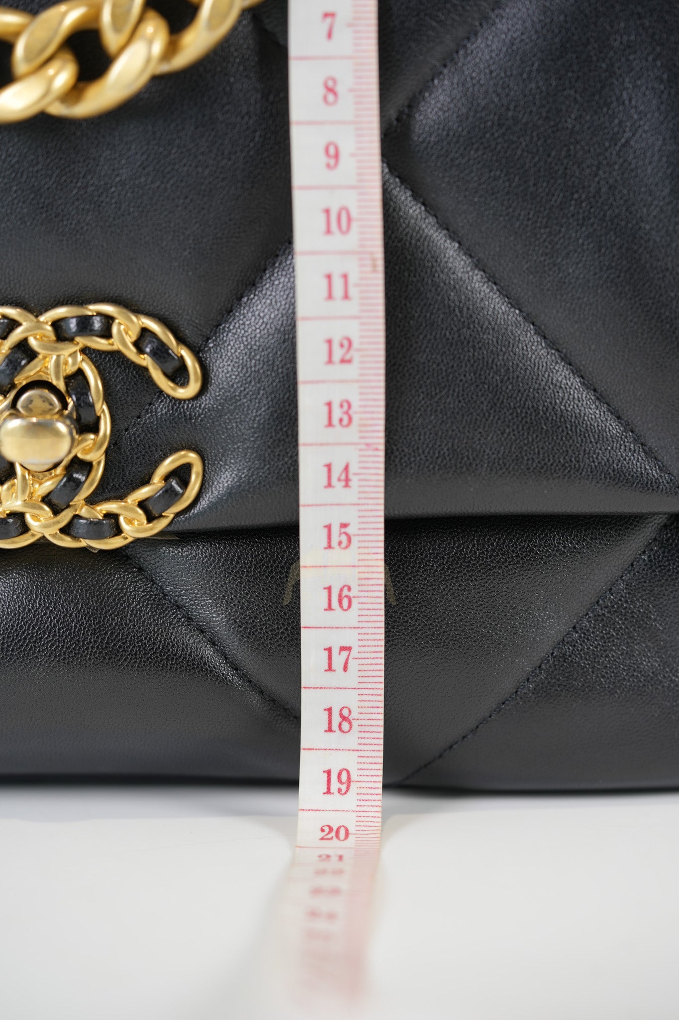 19 Small in Black Lambskin Leather & Mix Hardware Microchip | Purse Maison Luxury Bags Shop