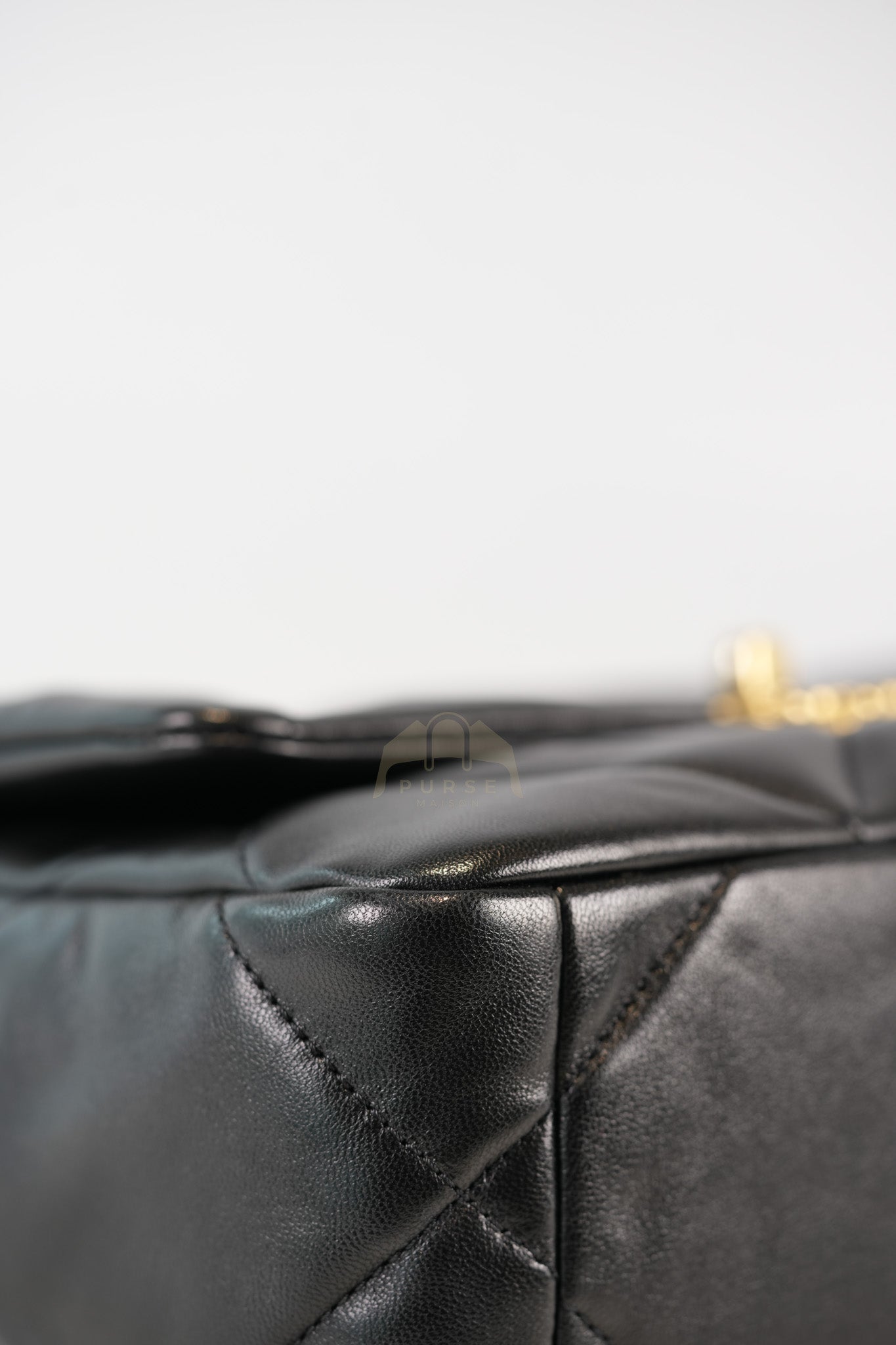 19 Small in Black Lambskin Leather & Mix Hardware Microchip | Purse Maison Luxury Bags Shop