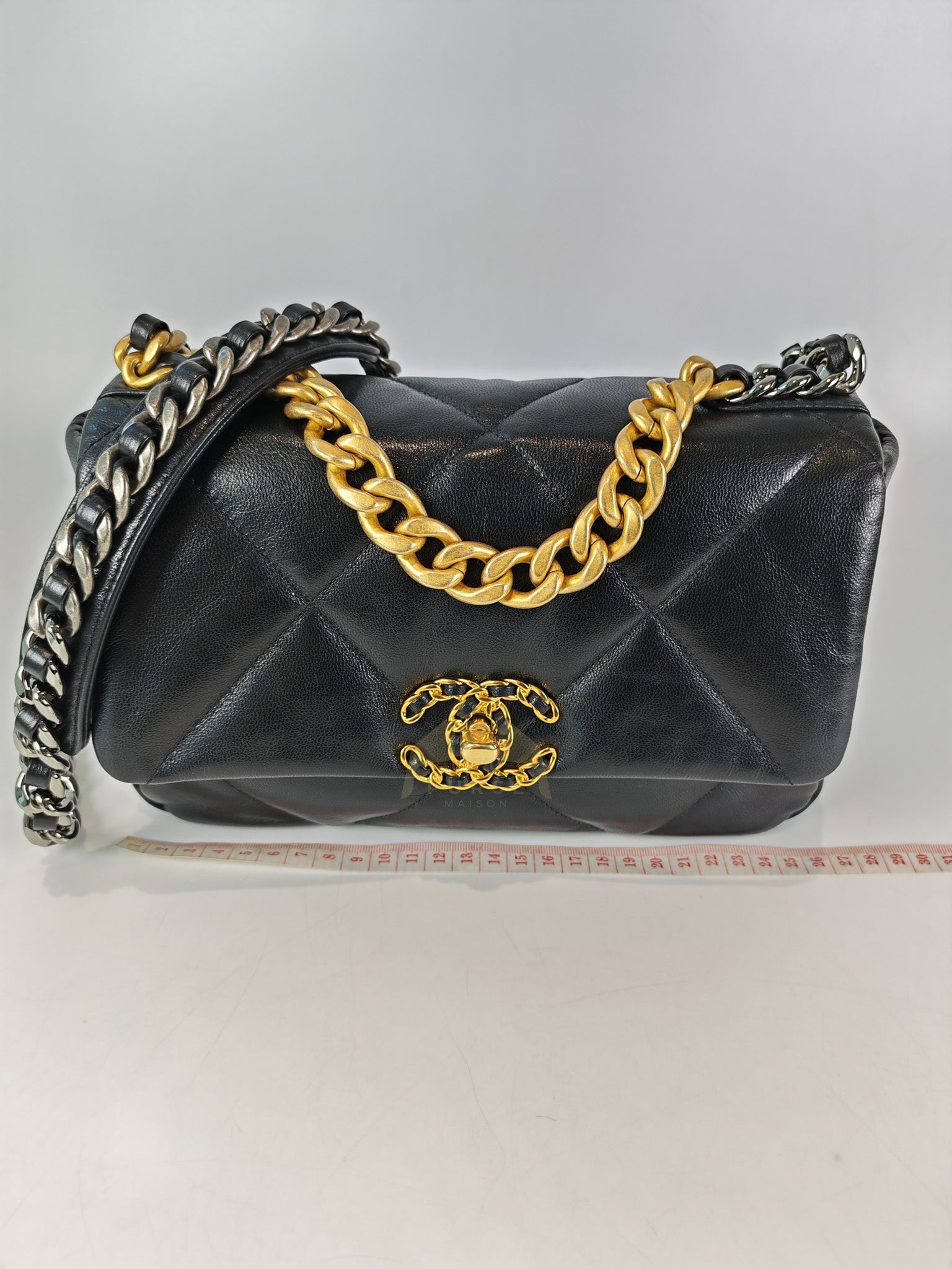 19 Small in Black Lambskin Leather & Mixed Hardware Series 29 | Purse Maison Luxury Bags Shop