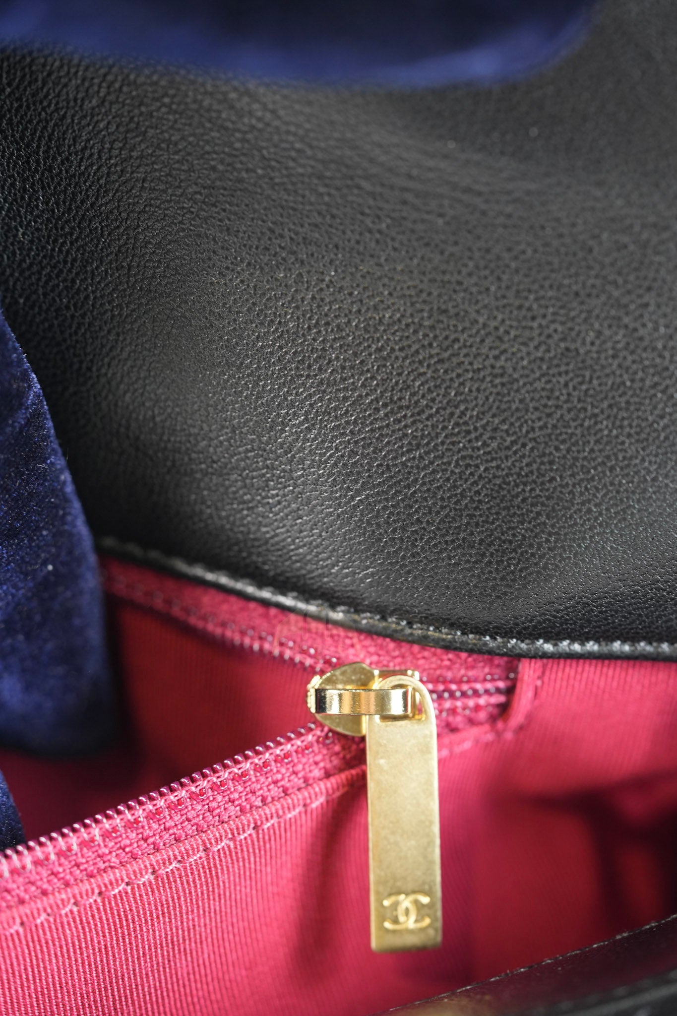 19 Small in Black Quilted Goatskin Leather and Mixed Hardware Series 31 | Purse Maison Luxury Bags Shop